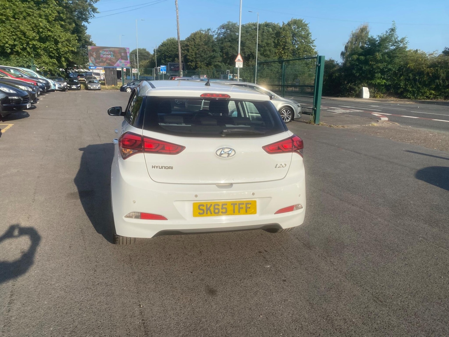 Used Hyundai i20 2015 for sale - 76550707: Photo 17