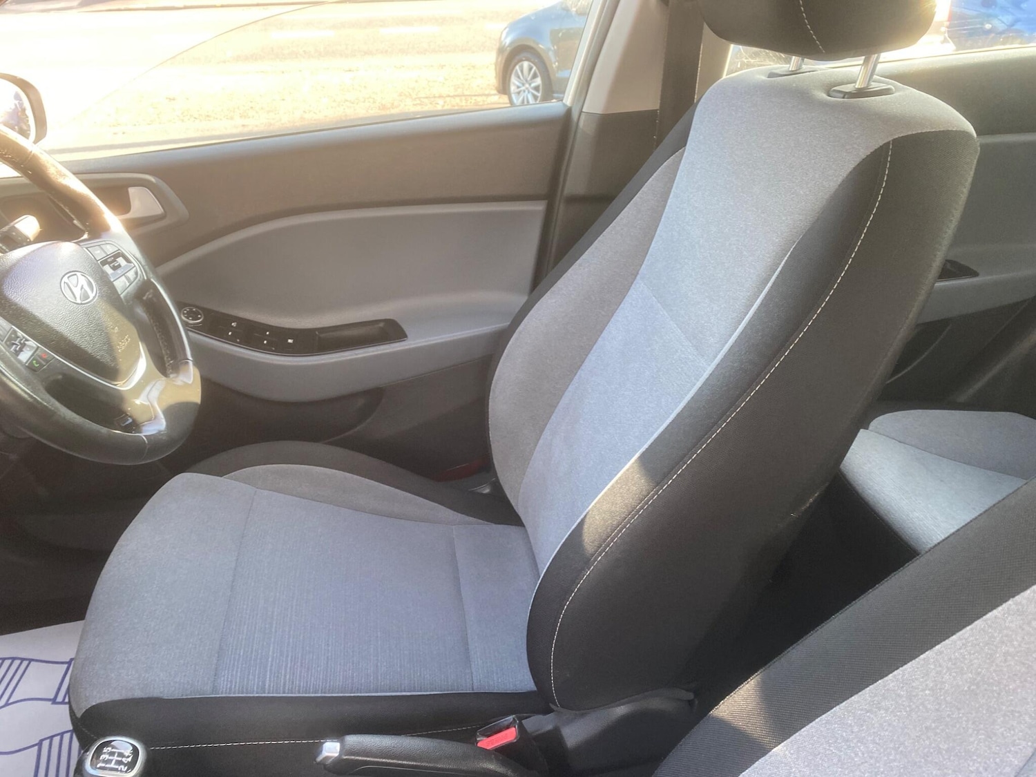 Used Hyundai i20 2015 for sale - 76550707: Photo 24