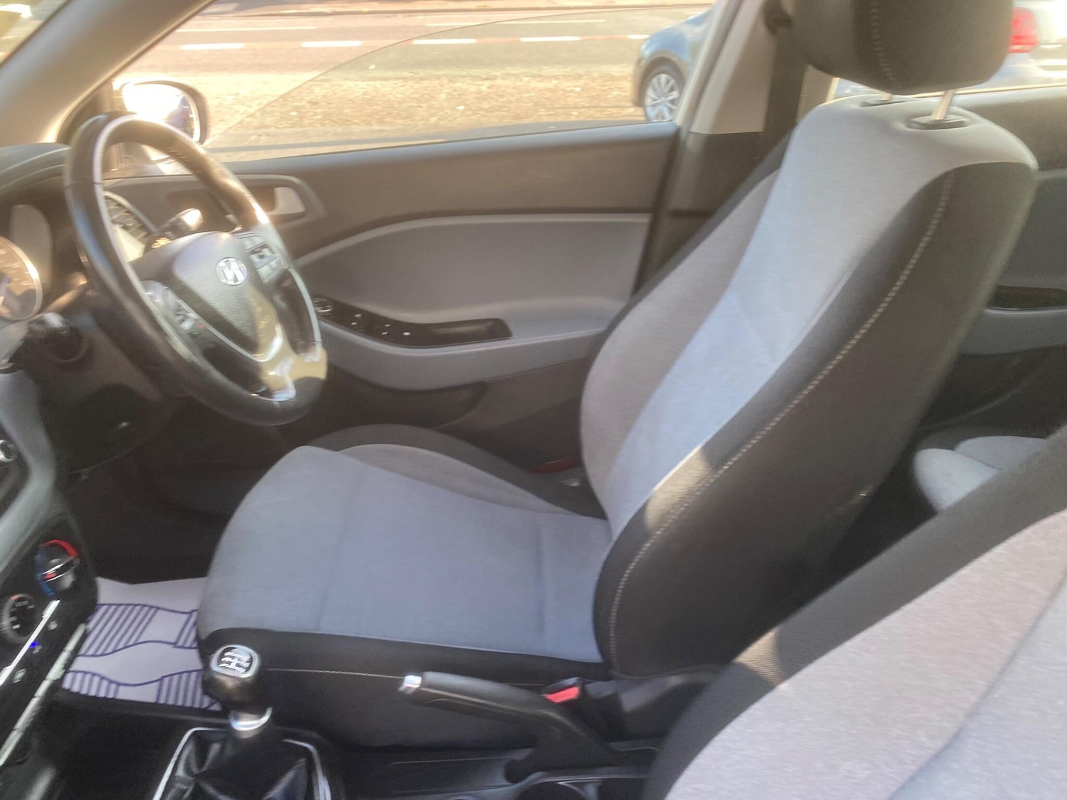 Used Hyundai i20 2015 for sale - 76550707: Photo 26