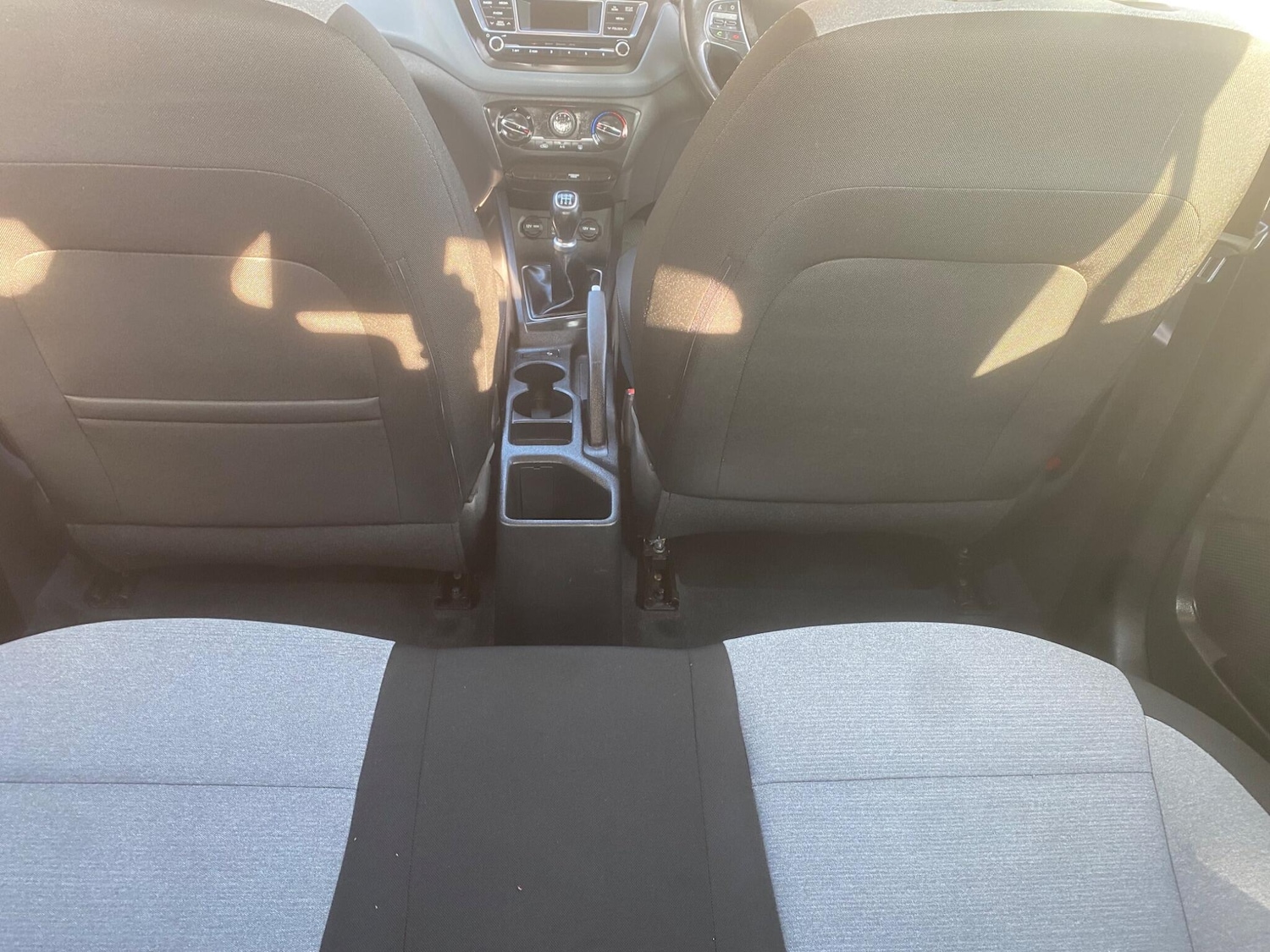 Used Hyundai i20 2015 for sale - 76550707: Photo 50