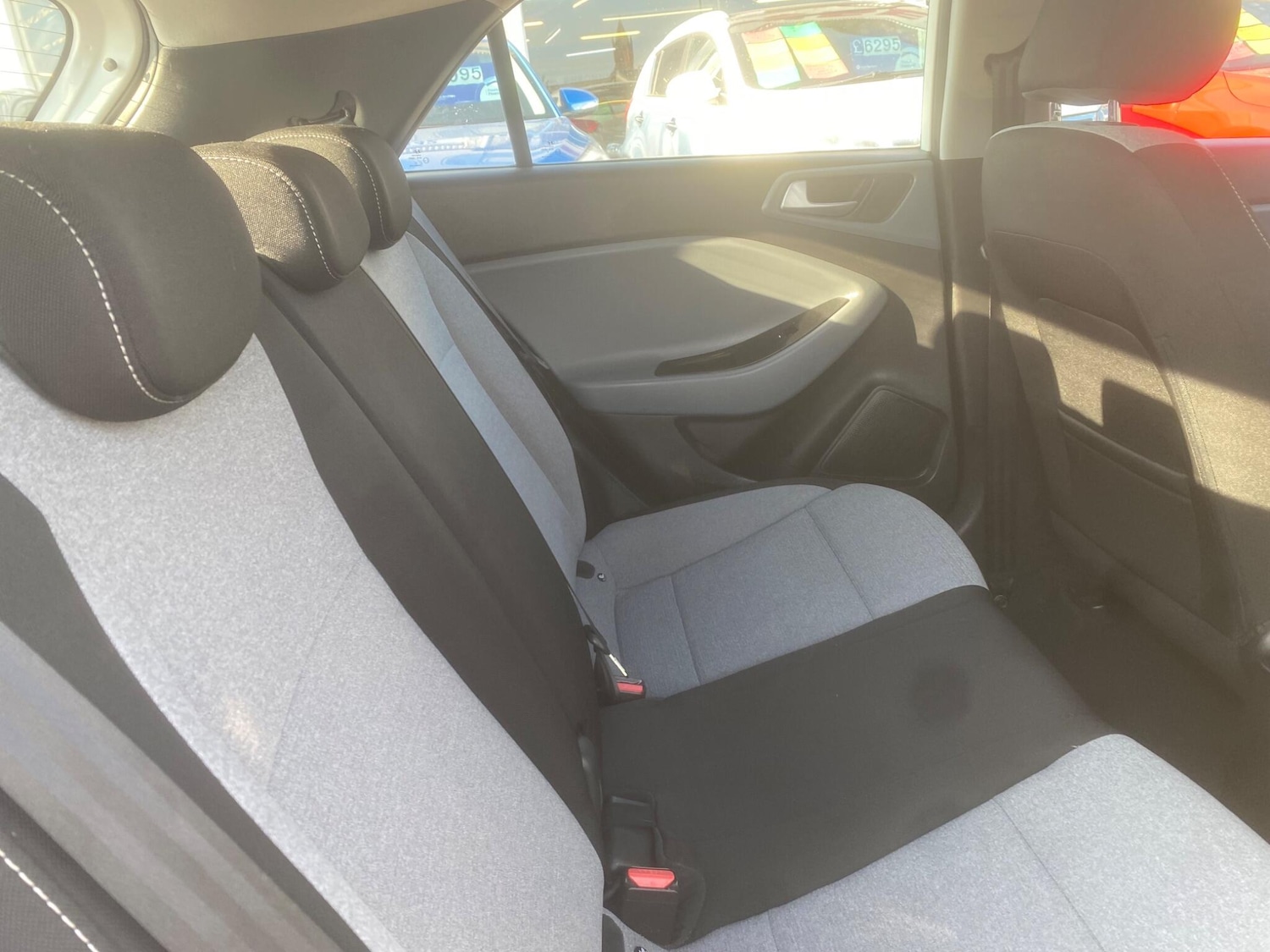 Used Hyundai i20 2015 for sale - 76550707: Photo 60