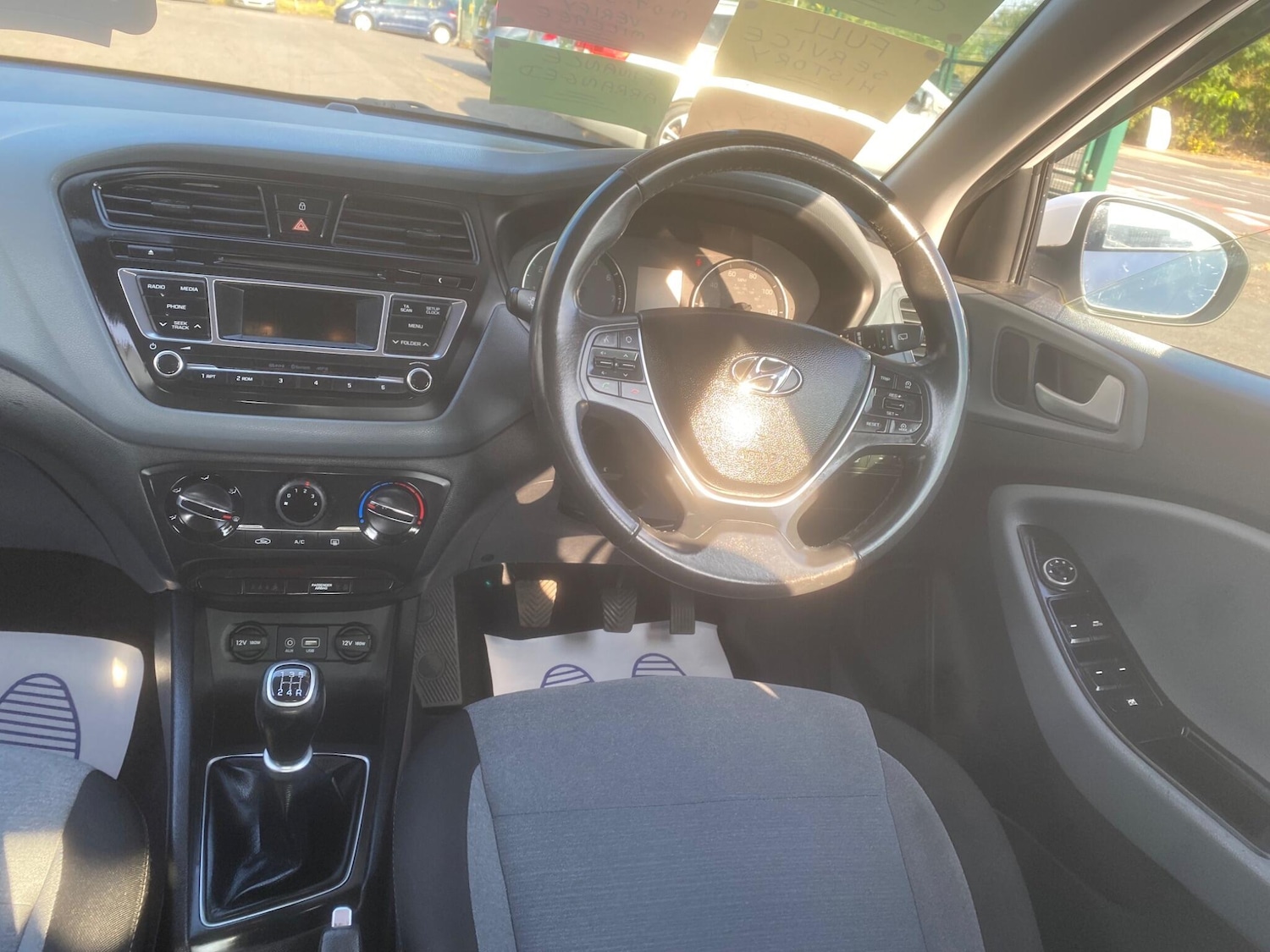 Used Hyundai i20 2015 for sale - 76550707: Photo 68