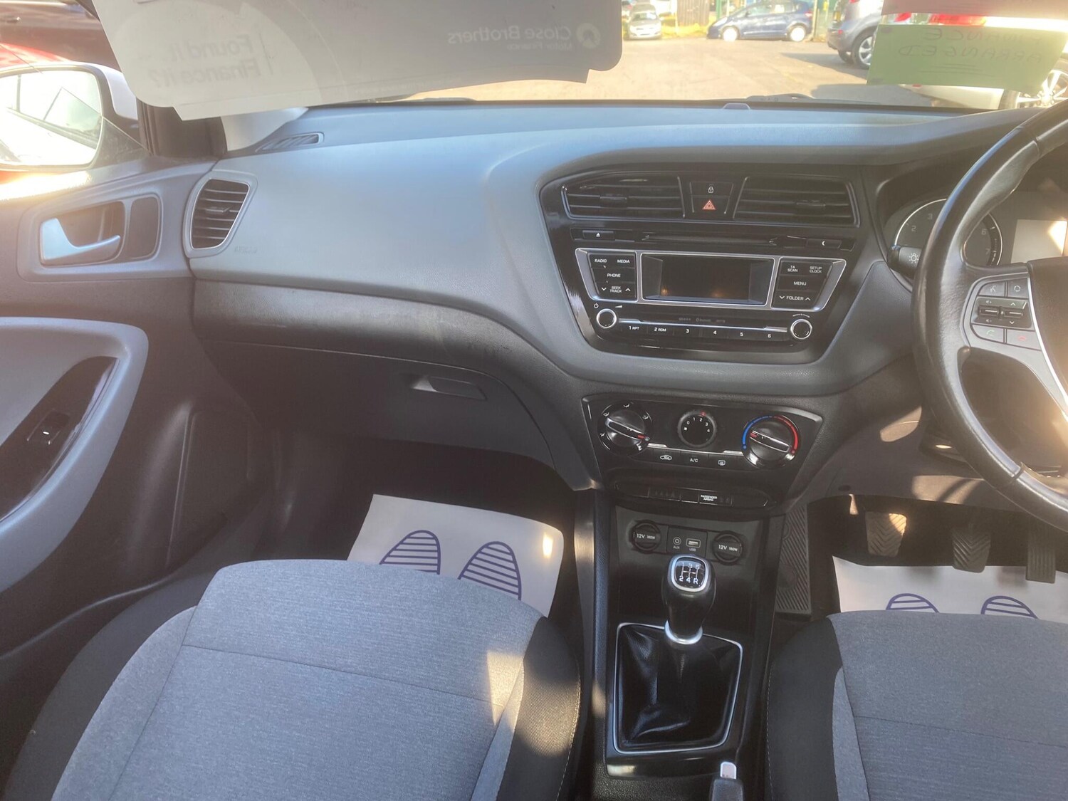 Used Hyundai i20 2015 for sale - 76550707: Photo 69