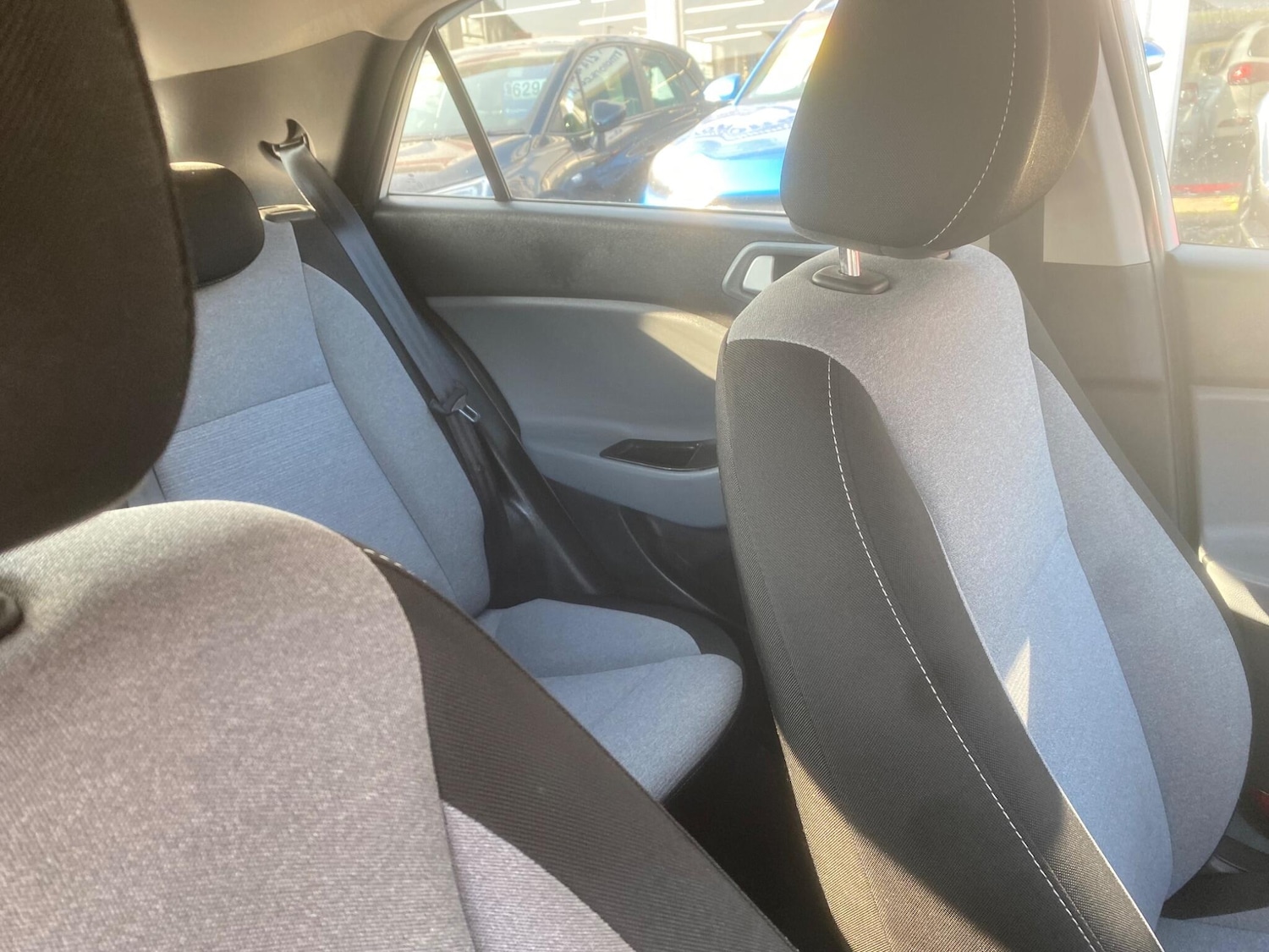 Used Hyundai i20 2015 for sale - 76550707: Photo 71