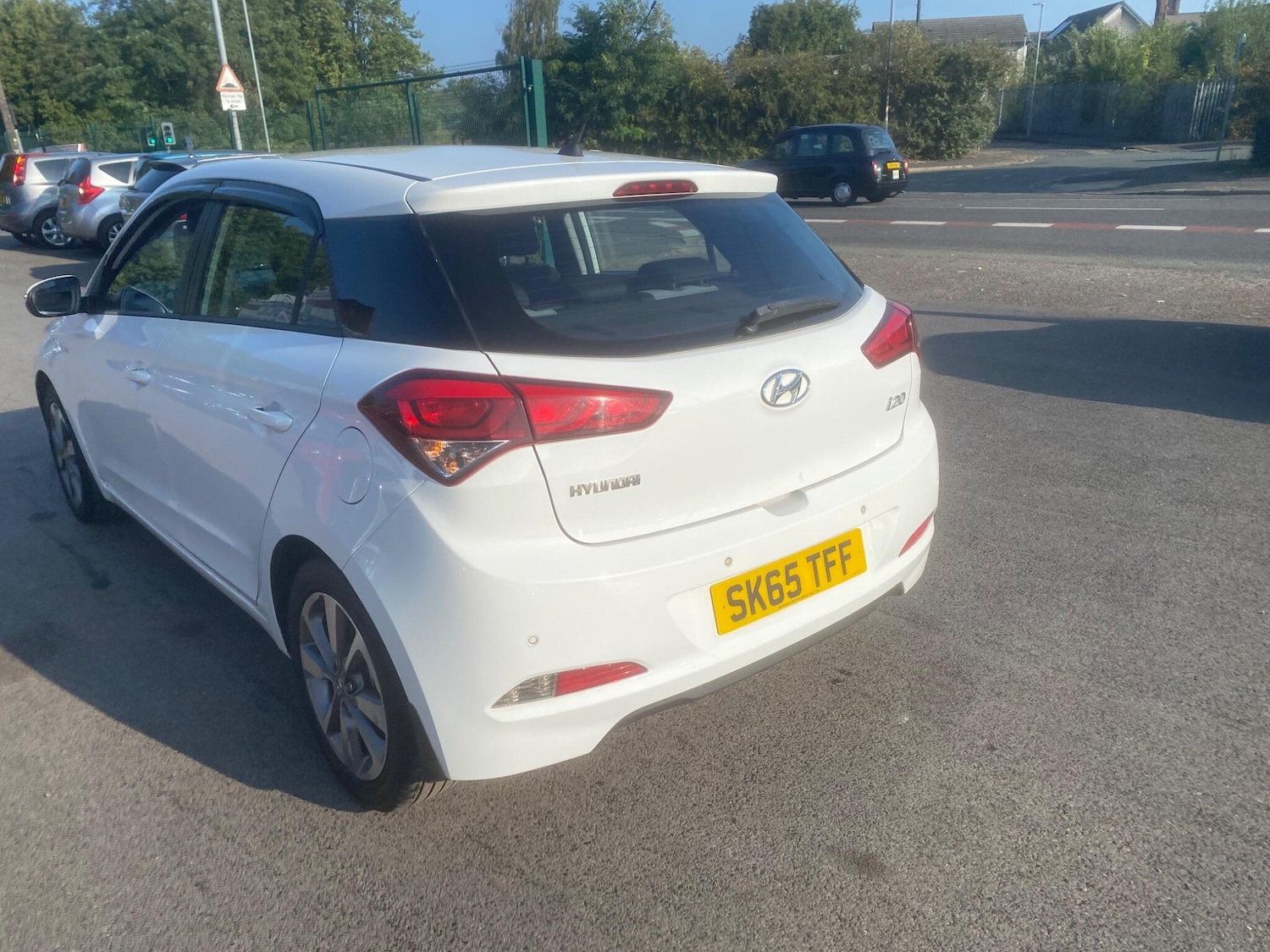 Used Hyundai i20 2015 for sale - 76550707: Photo 89
