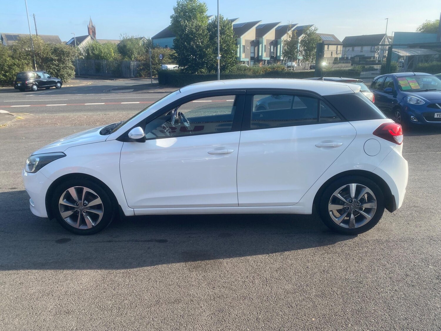 Used Hyundai i20 2015 for sale - 76550707: Photo 93