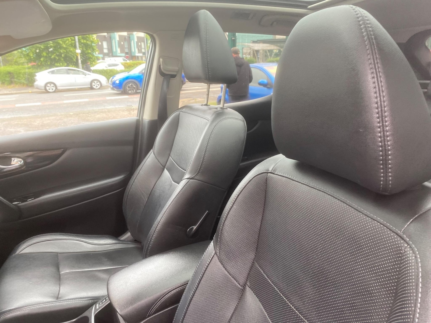 Used Nissan Qashqai for sale - 76550864: Photo 27