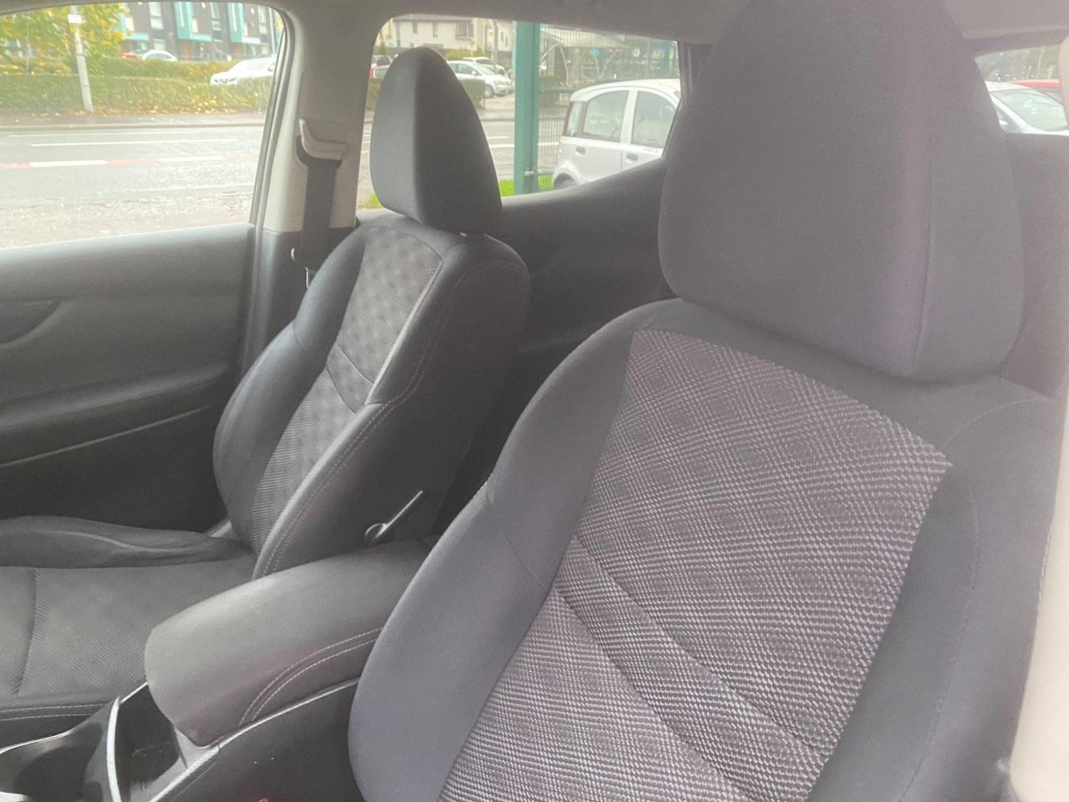 Used Nissan Qashqai for sale - 76550107: Photo 17