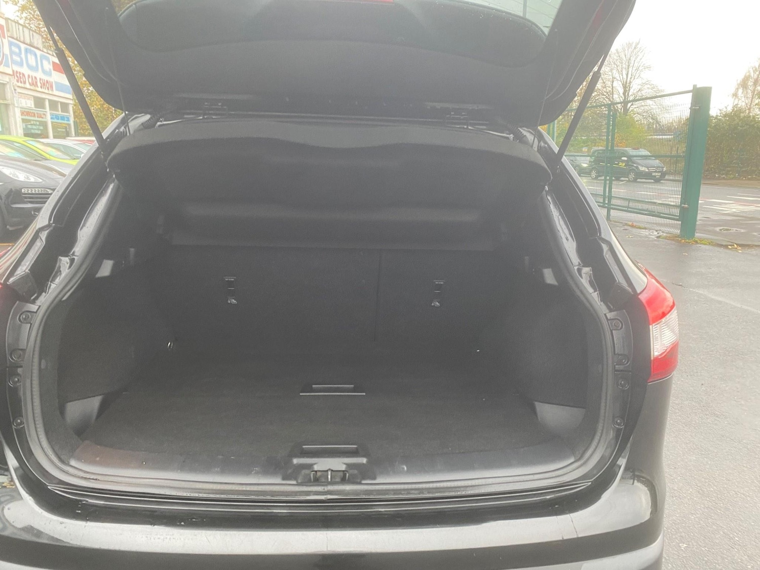 Used Nissan Qashqai for sale - 76550107: Photo 32