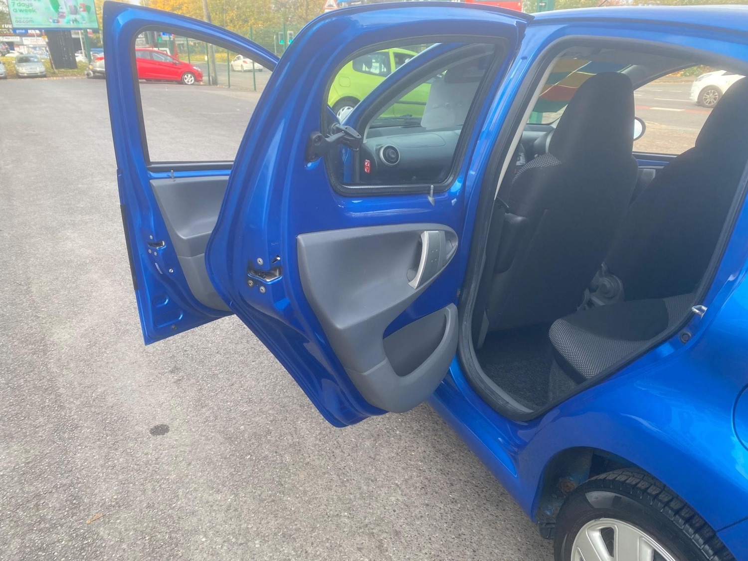 Used Toyota AYGO for sale - 76996386: Photo 26