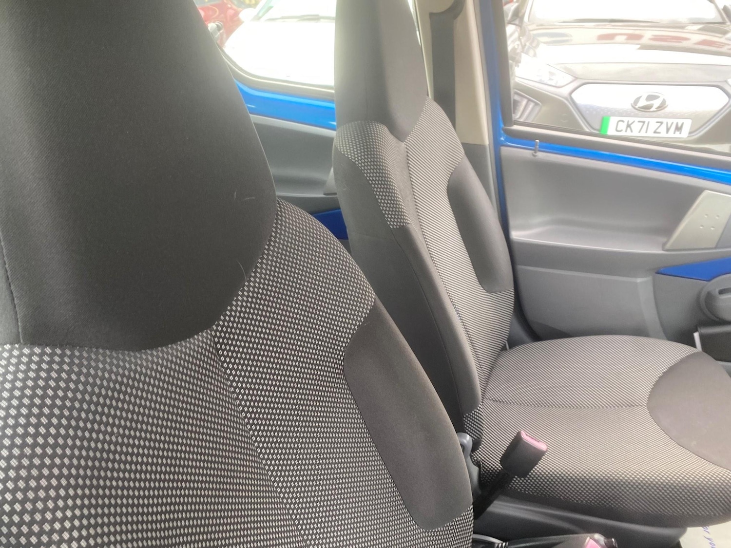 Used Toyota AYGO for sale - 76996386: Photo 48