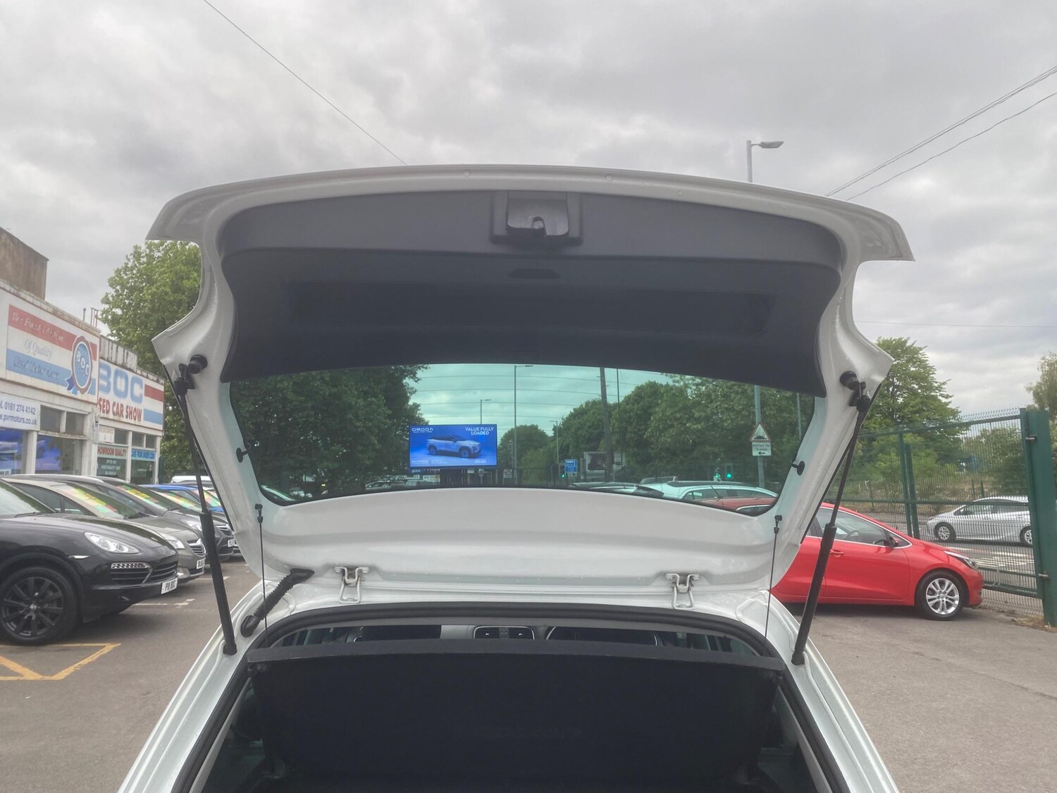 Used Volkswagen Polo 2017 for sale - 76549338: Photo 38