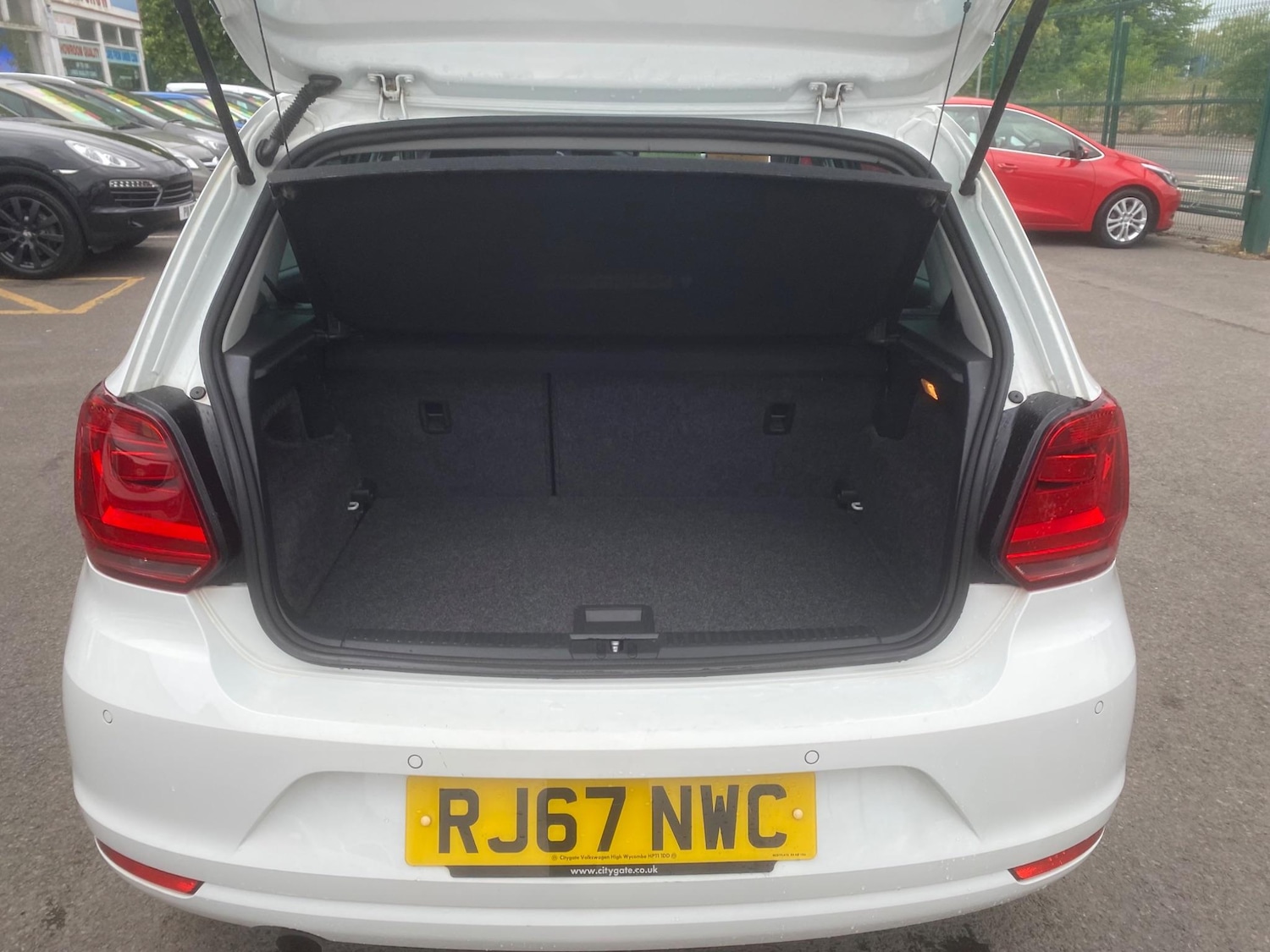 Used Volkswagen Polo 2017 for sale - 76549338: Photo 40