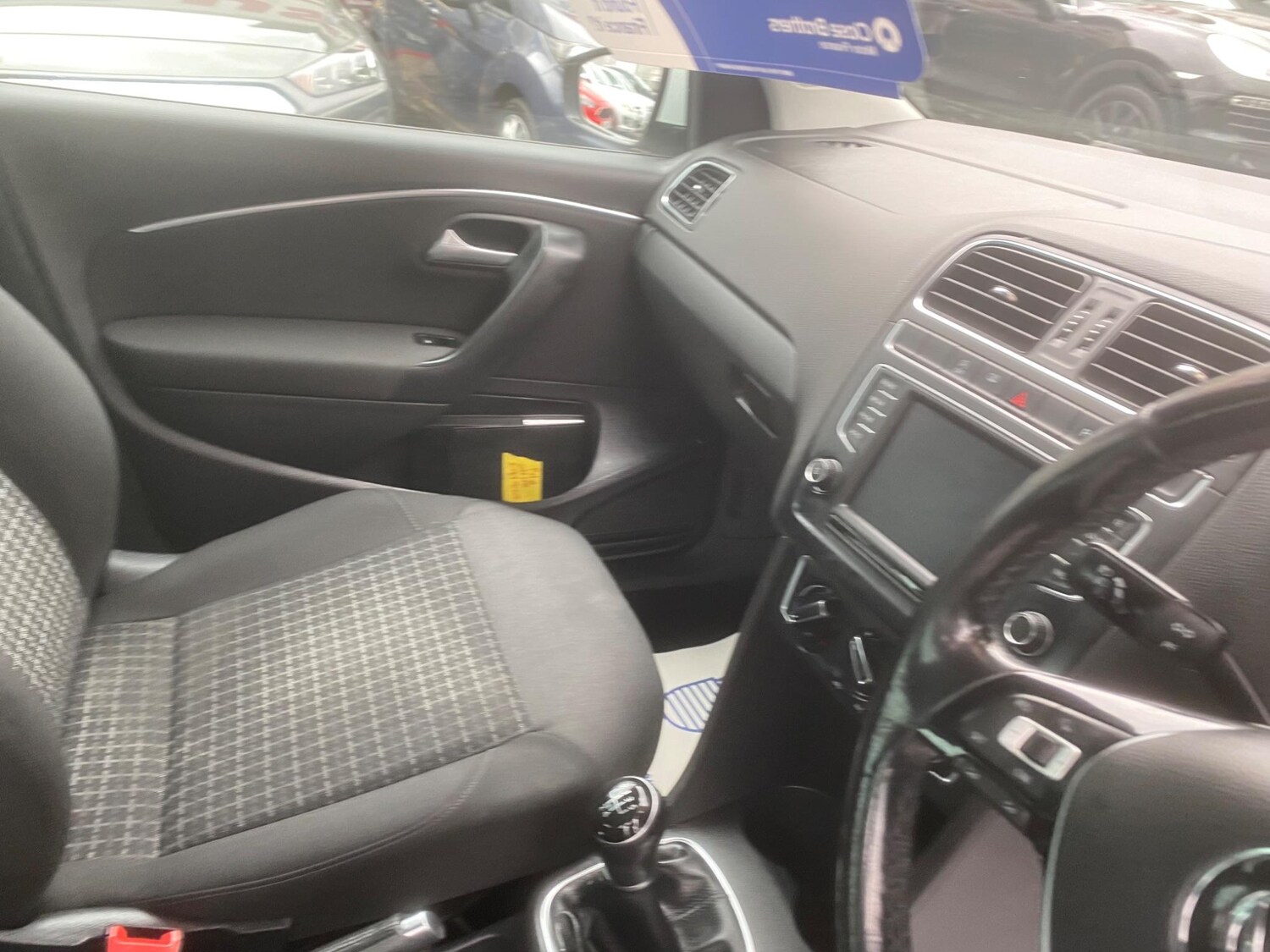 Used Volkswagen Polo 2017 for sale - 76549338: Photo 61