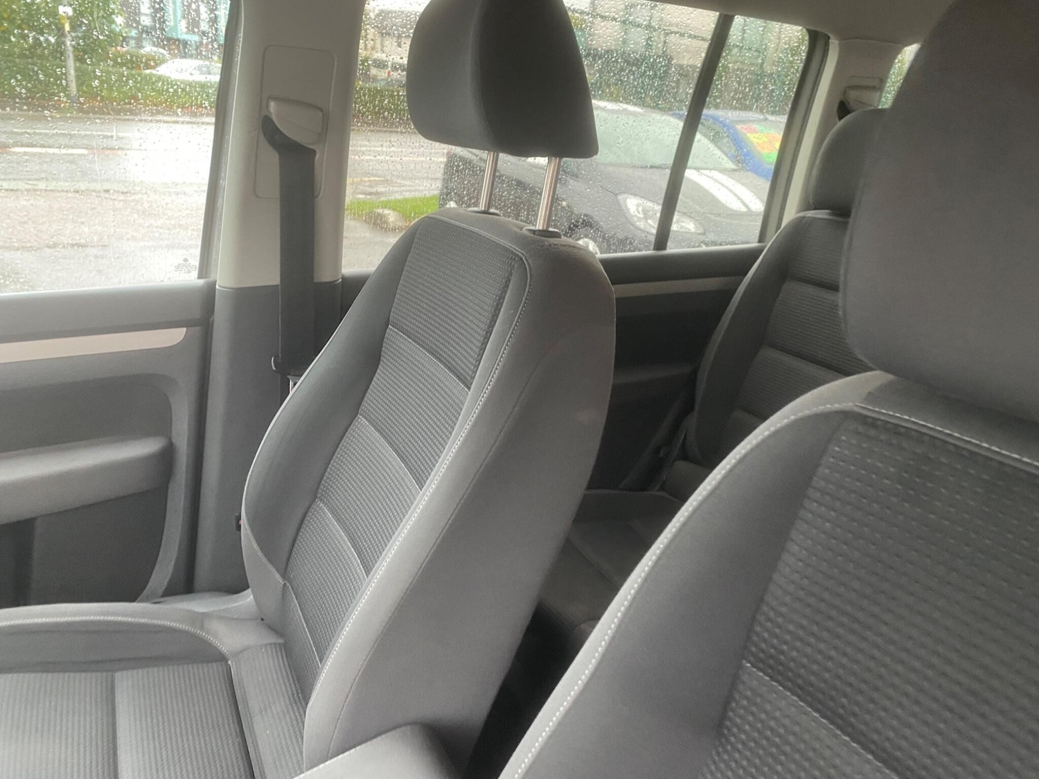 Used Volkswagen Touran 2009 for sale - 76996726: Photo 14