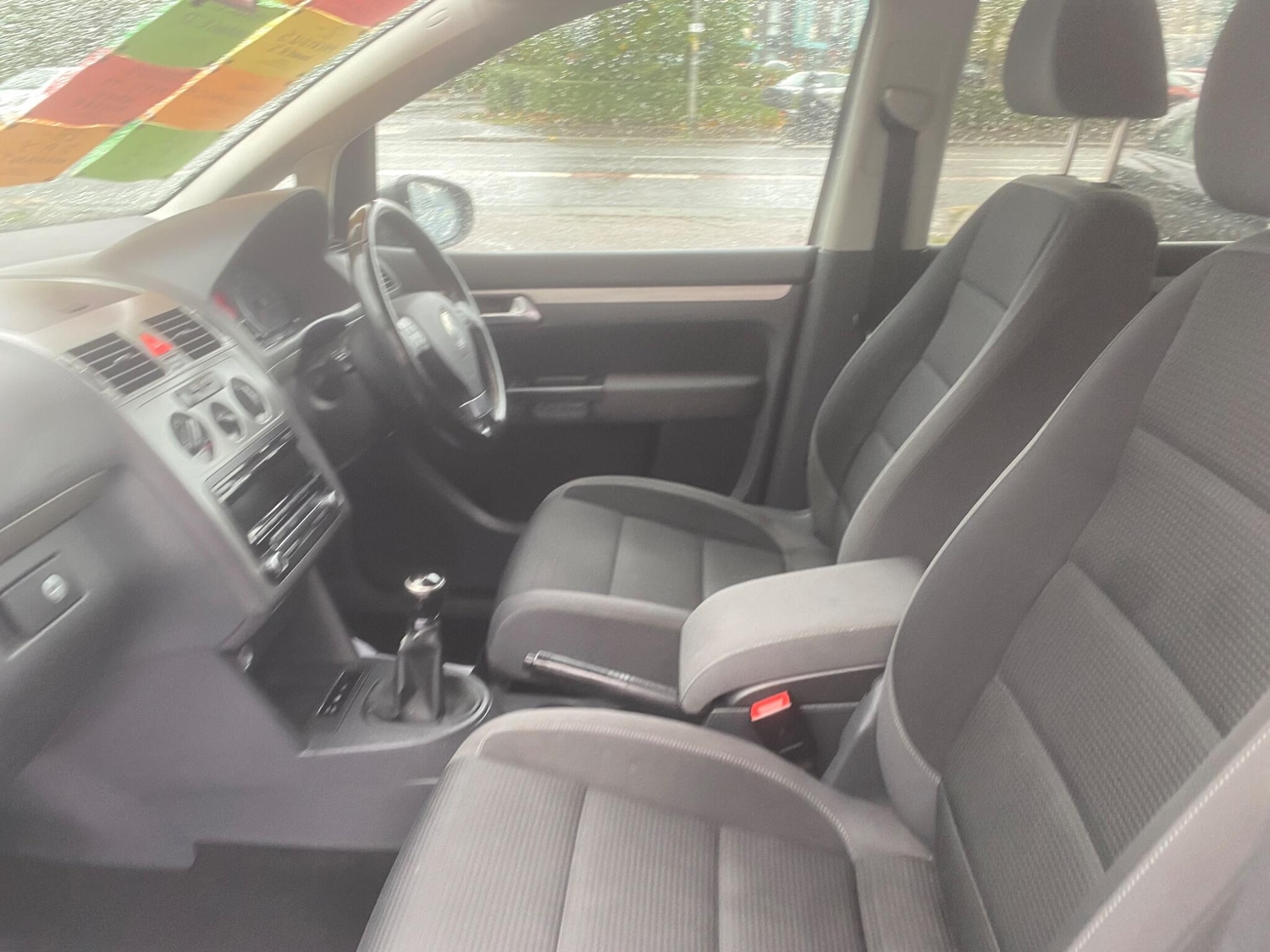 Used Volkswagen Touran 2009 for sale - 76996726: Photo 21