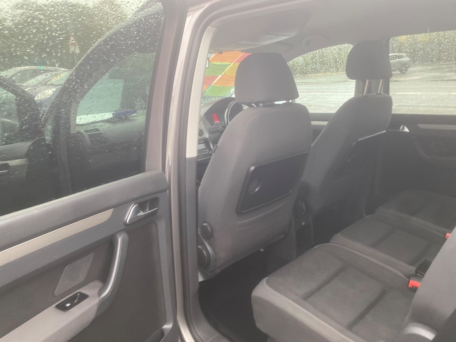 Used Volkswagen Touran 2009 for sale - 76996726: Photo 32