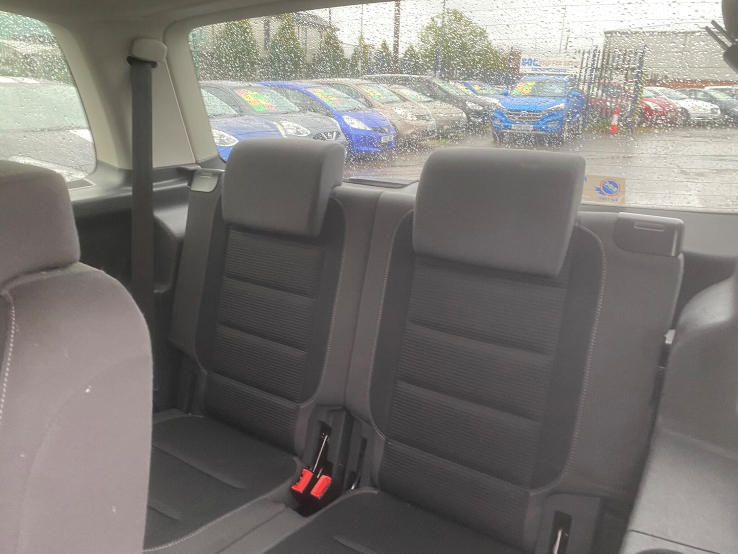 Used Volkswagen Touran 2009 for sale - 76996726: Photo 38