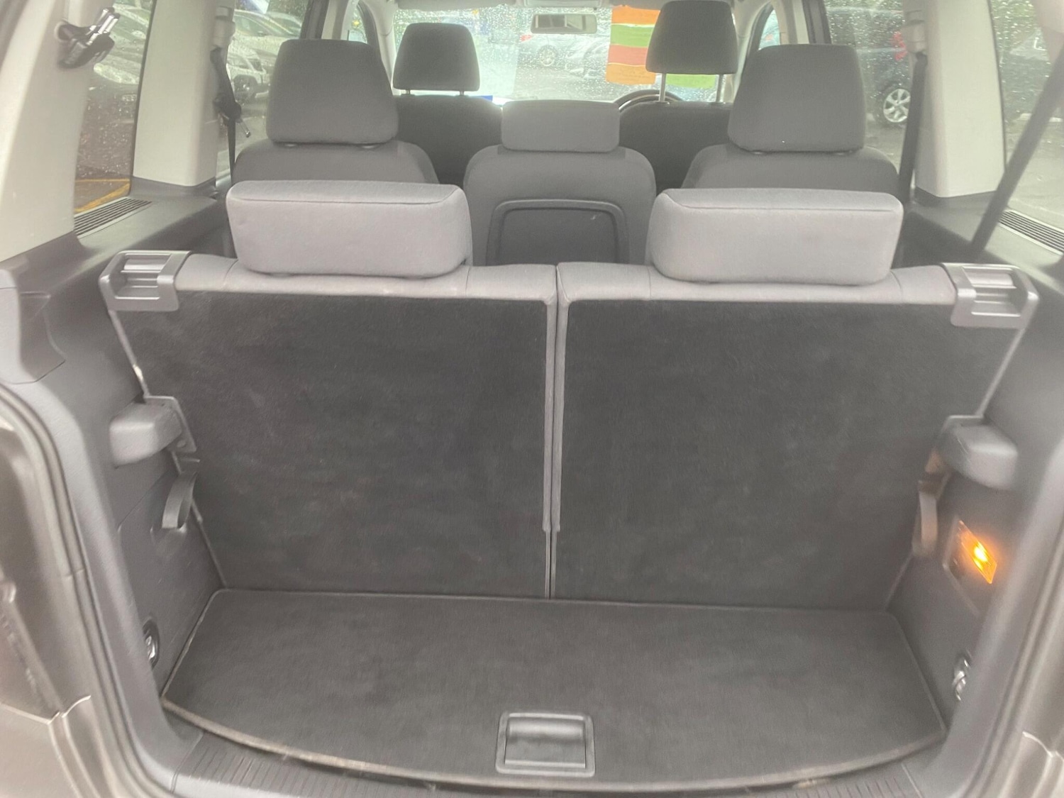 Used Volkswagen Touran 2009 for sale - 76996726: Photo 44