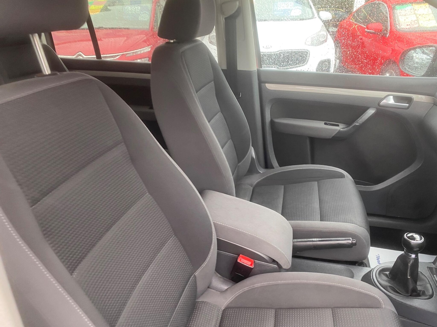 Used Volkswagen Touran 2009 for sale - 76996726: Photo 68