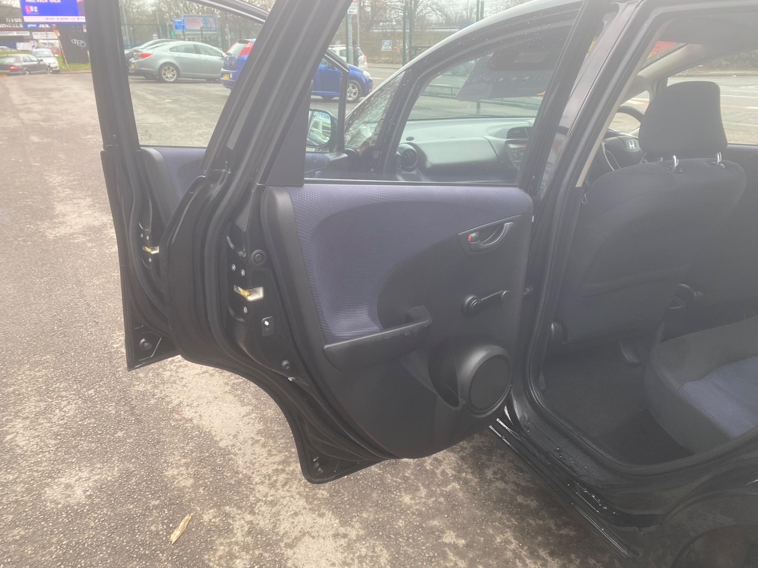 Used Honda Jazz 2013 for sale - 76995061: Photo 32