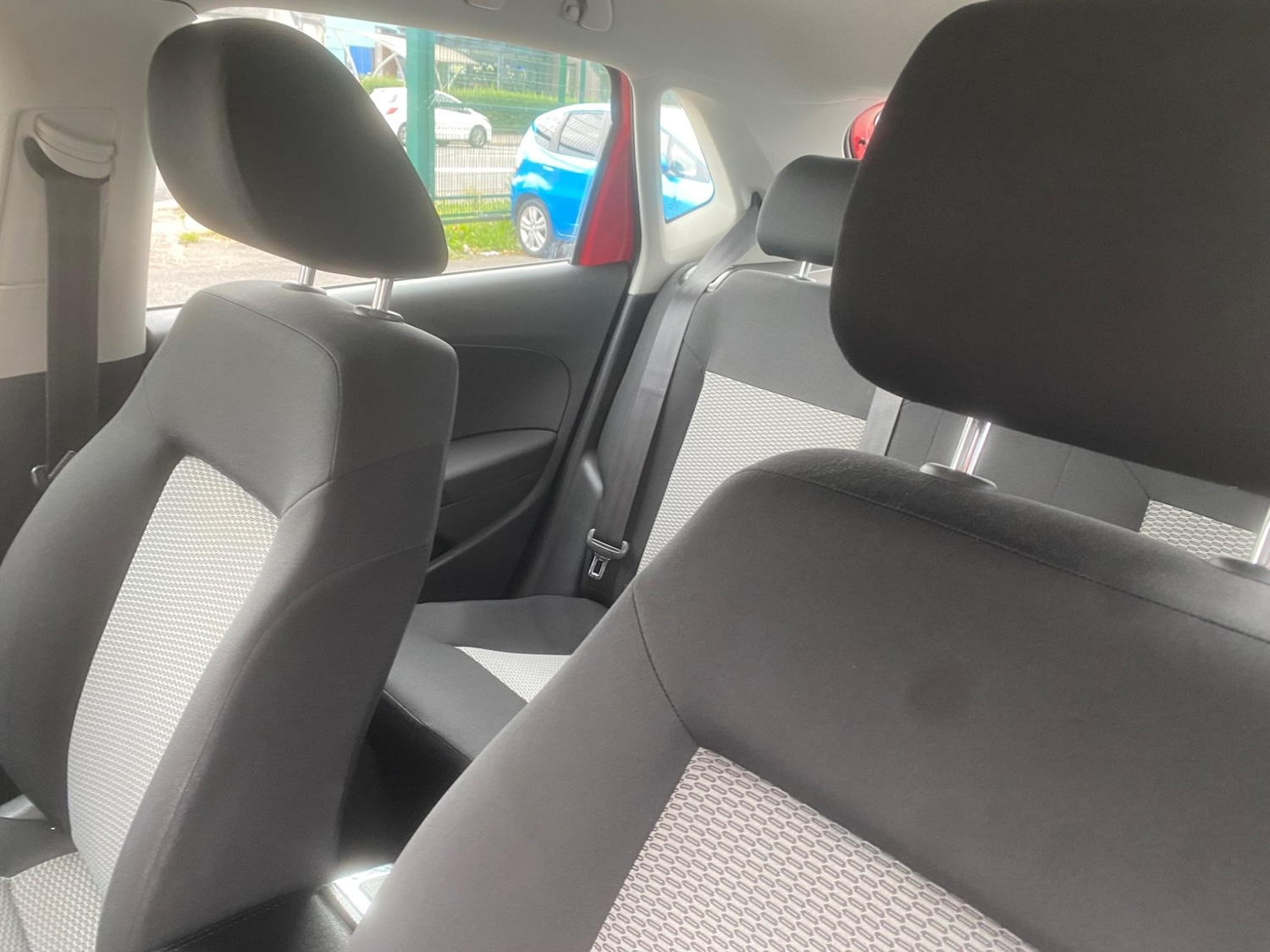 Used Volkswagen Polo 2010 for sale - 76549387: Photo 19