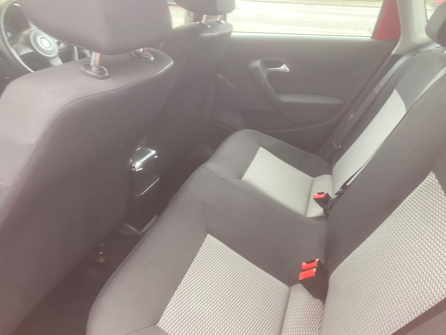 Used Volkswagen Polo 2010 for sale - 76549387: Photo 26