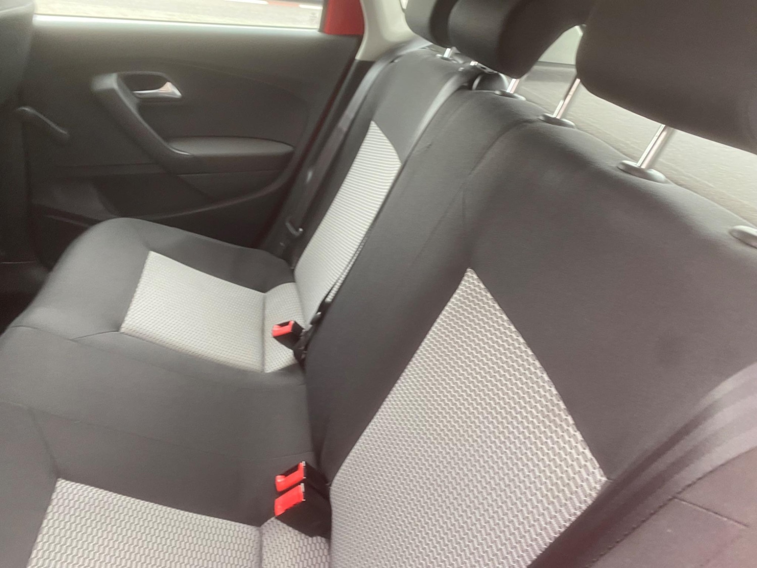 Used Volkswagen Polo 2010 for sale - 76549387: Photo 27