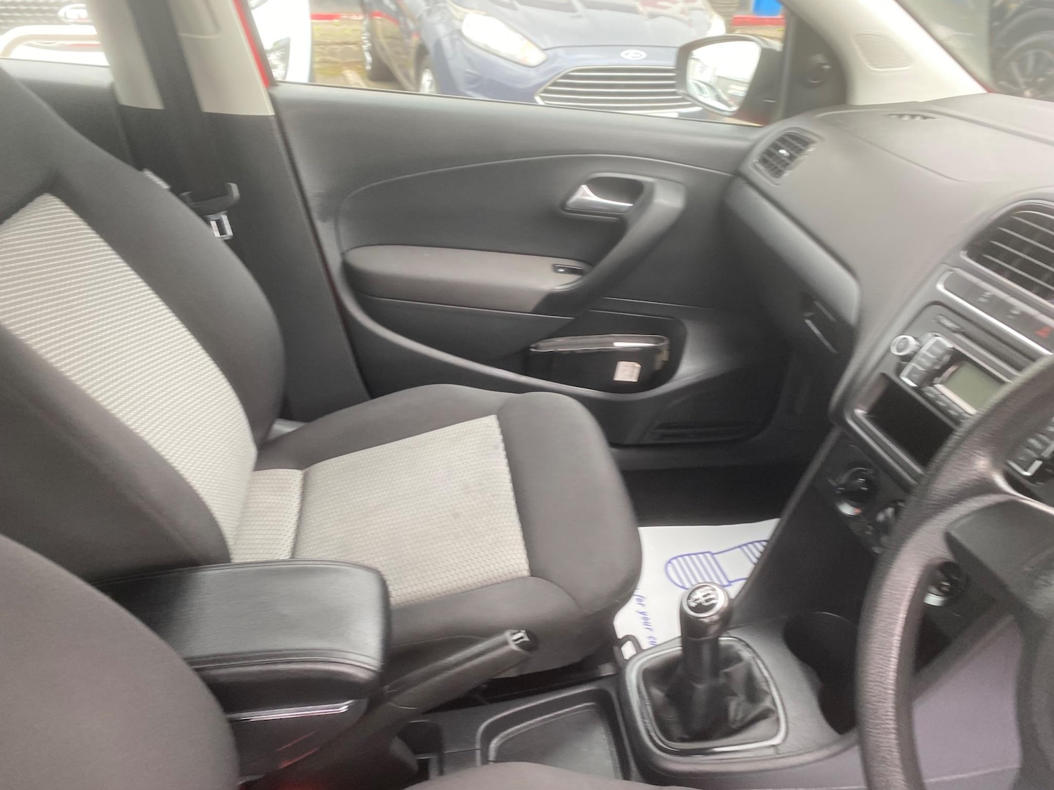 Used Volkswagen Polo 2010 for sale - 76549387: Photo 54