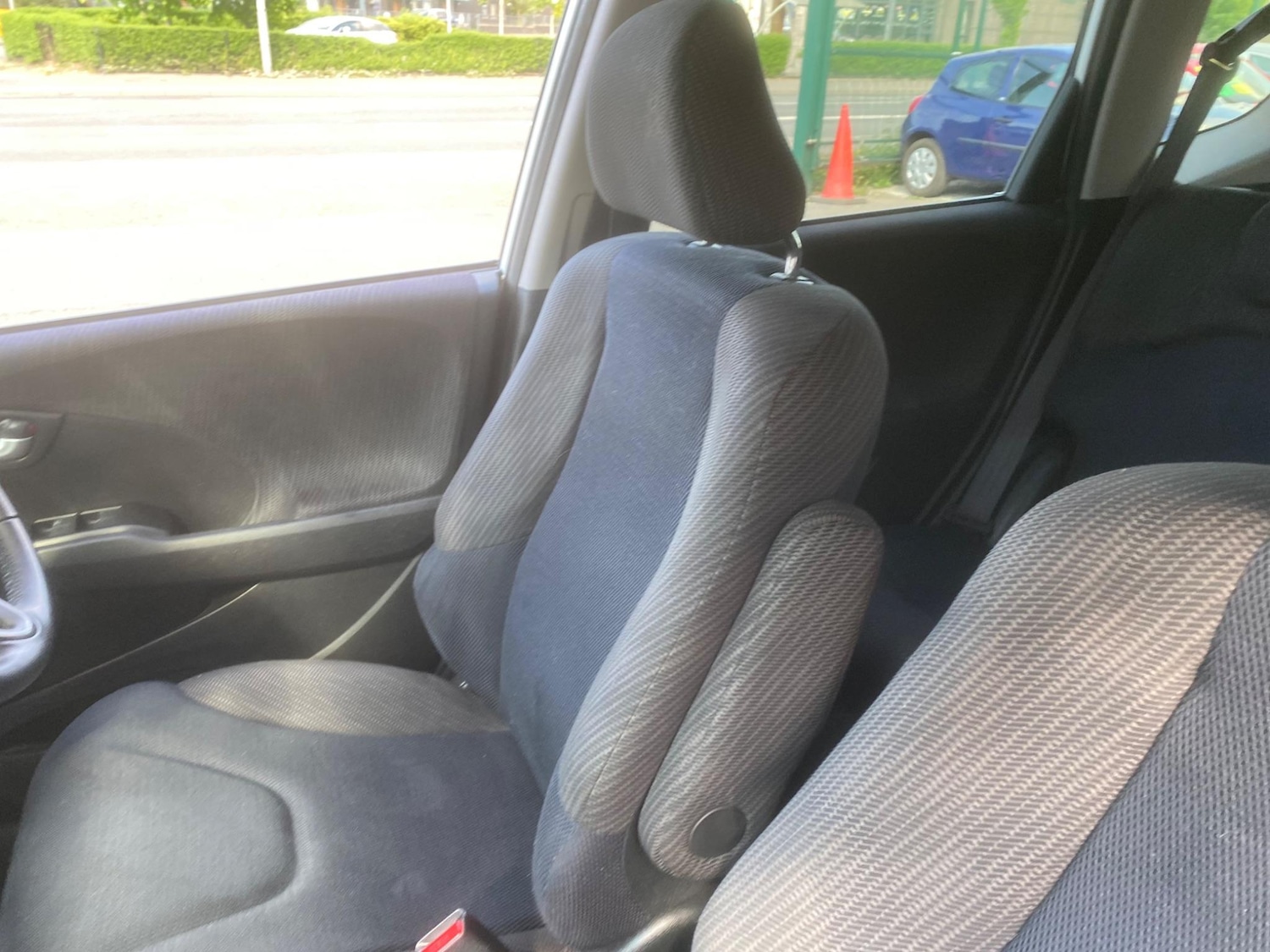 Used Honda Jazz 2015 for sale - 76990968: Photo 24