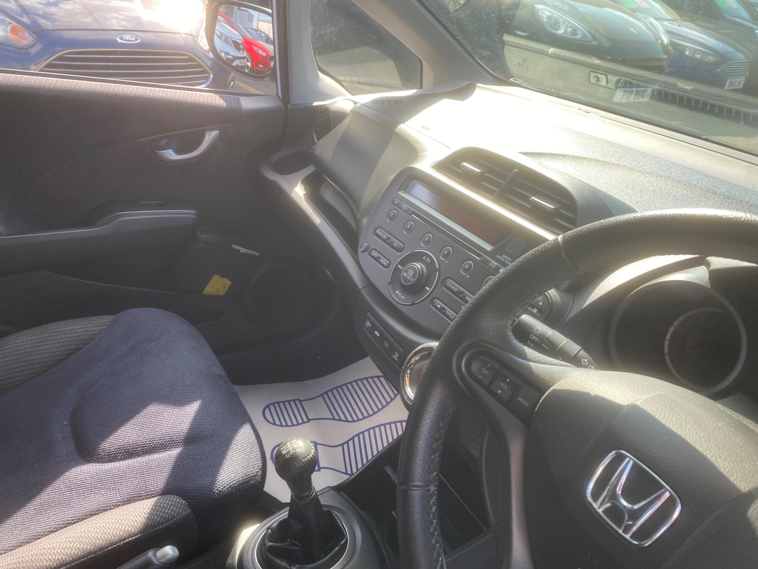 Used Honda Jazz 2015 for sale - 76990968: Photo 58