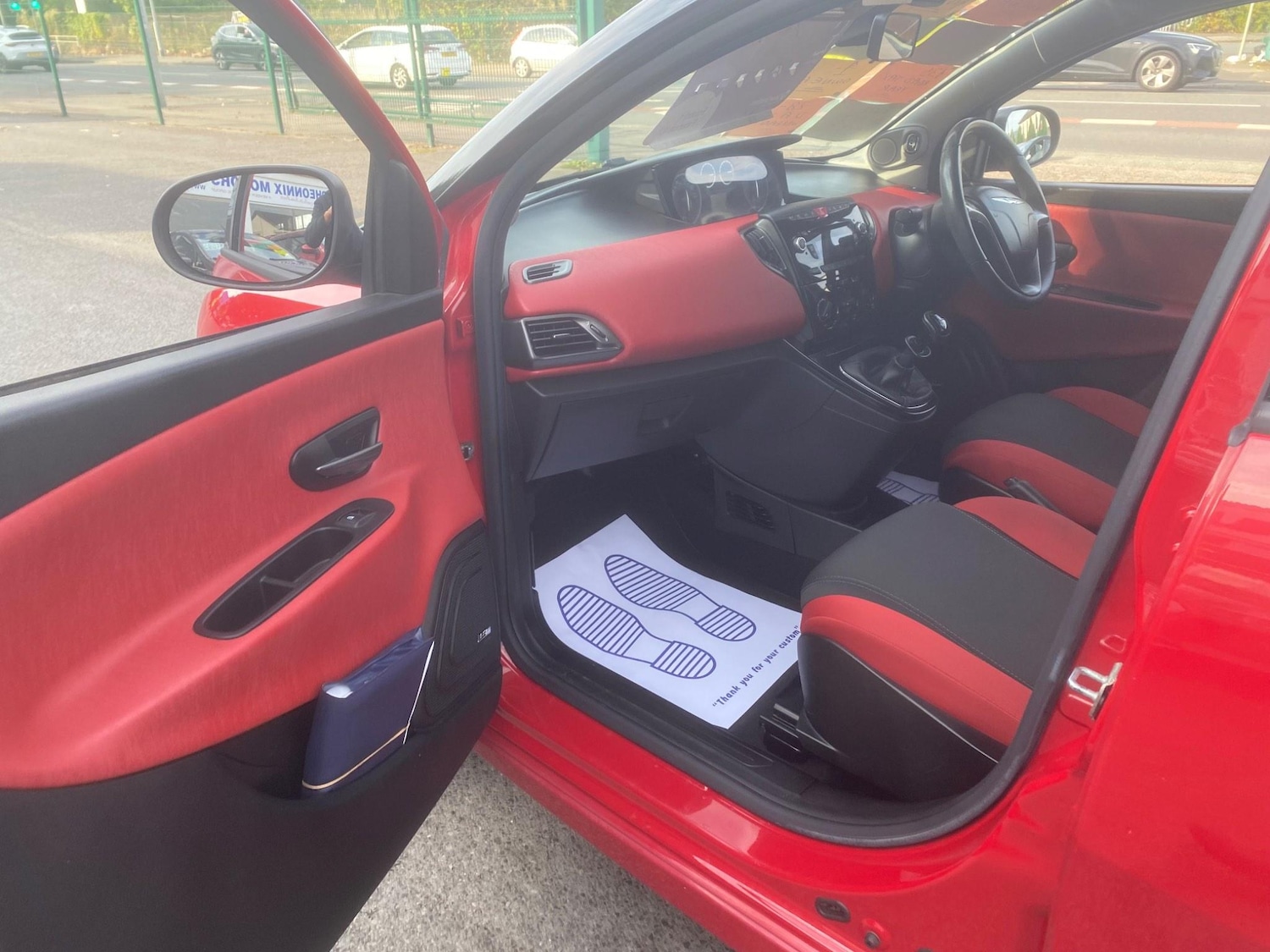 Used Chrysler Ypsilon 2013 for sale - 76993952: Photo 27