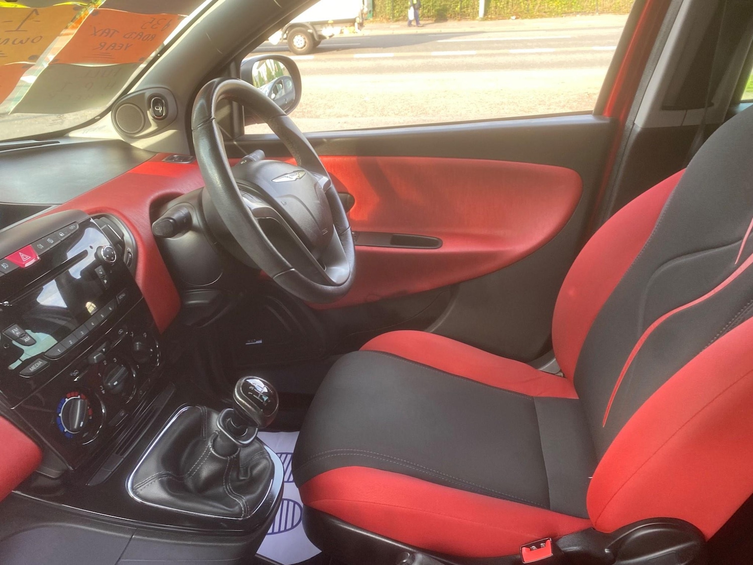 Used Chrysler Ypsilon 2013 for sale - 76993952: Photo 33