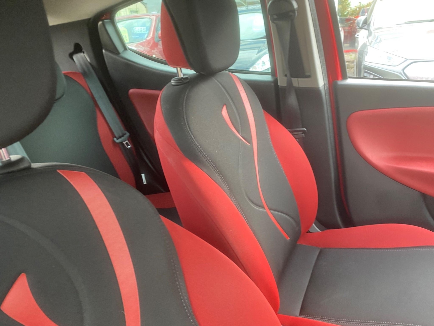 Used Chrysler Ypsilon 2013 for sale - 76993952: Photo 66