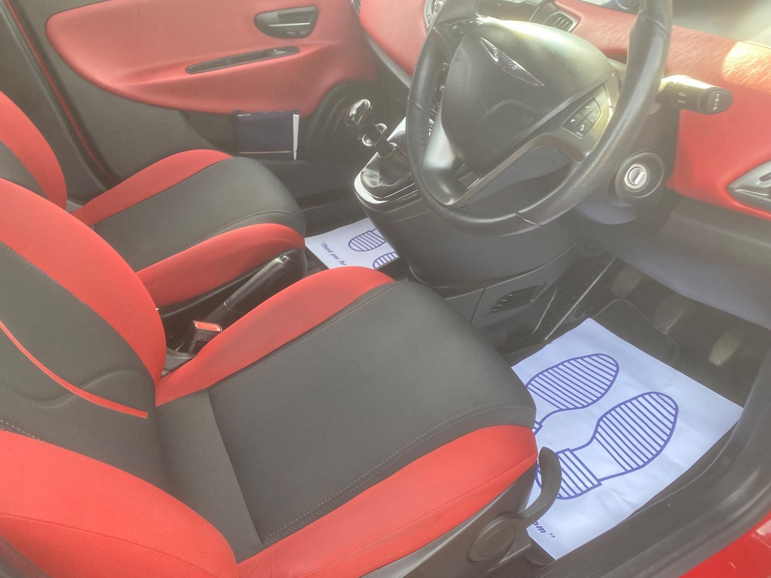 Used Chrysler Ypsilon 2013 for sale - 76993952: Photo 72