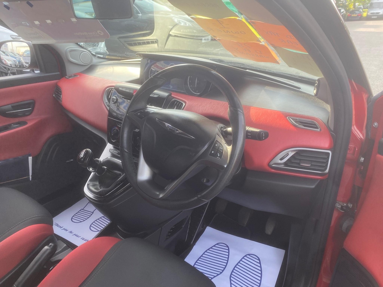 Used Chrysler Ypsilon 2013 for sale - 76993952: Photo 76