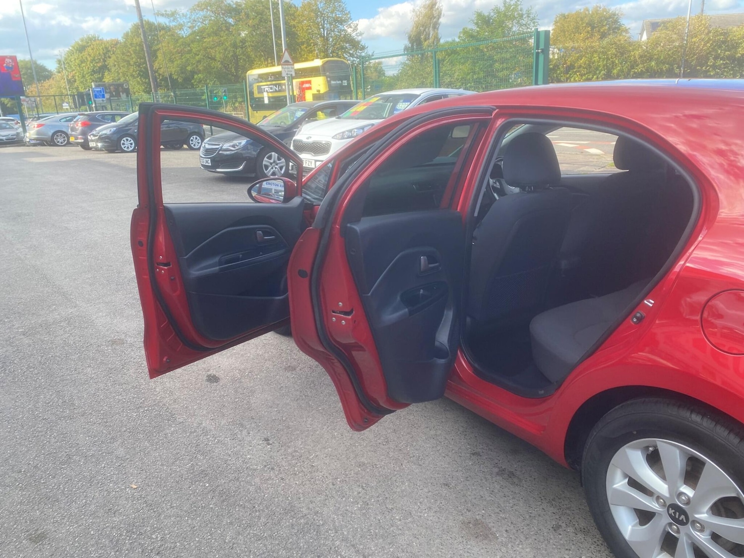 Used Kia Rio for sale - 76550616: Photo 35