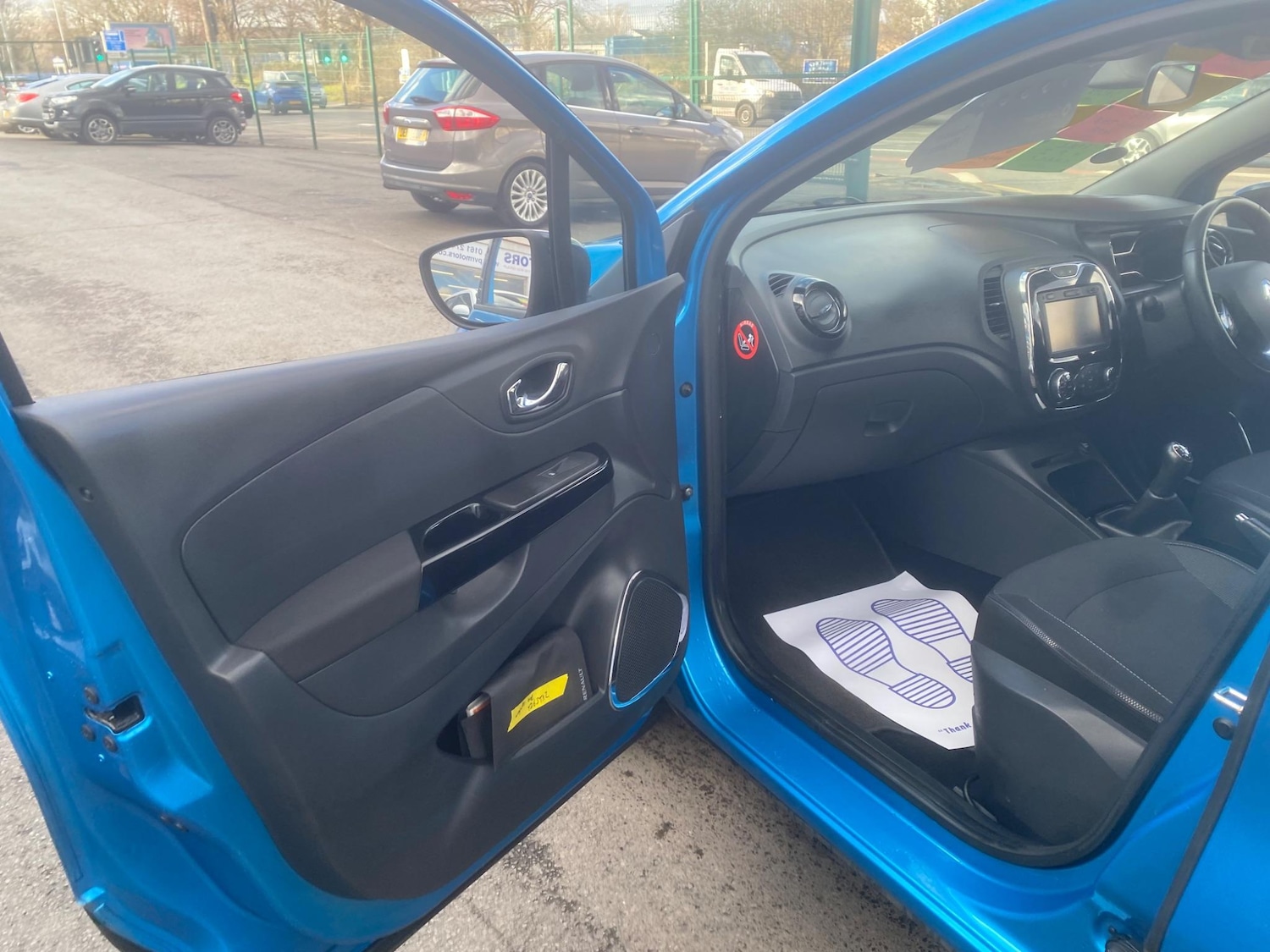 Used Renault Captur 2015 for sale - 76549455: Photo 22