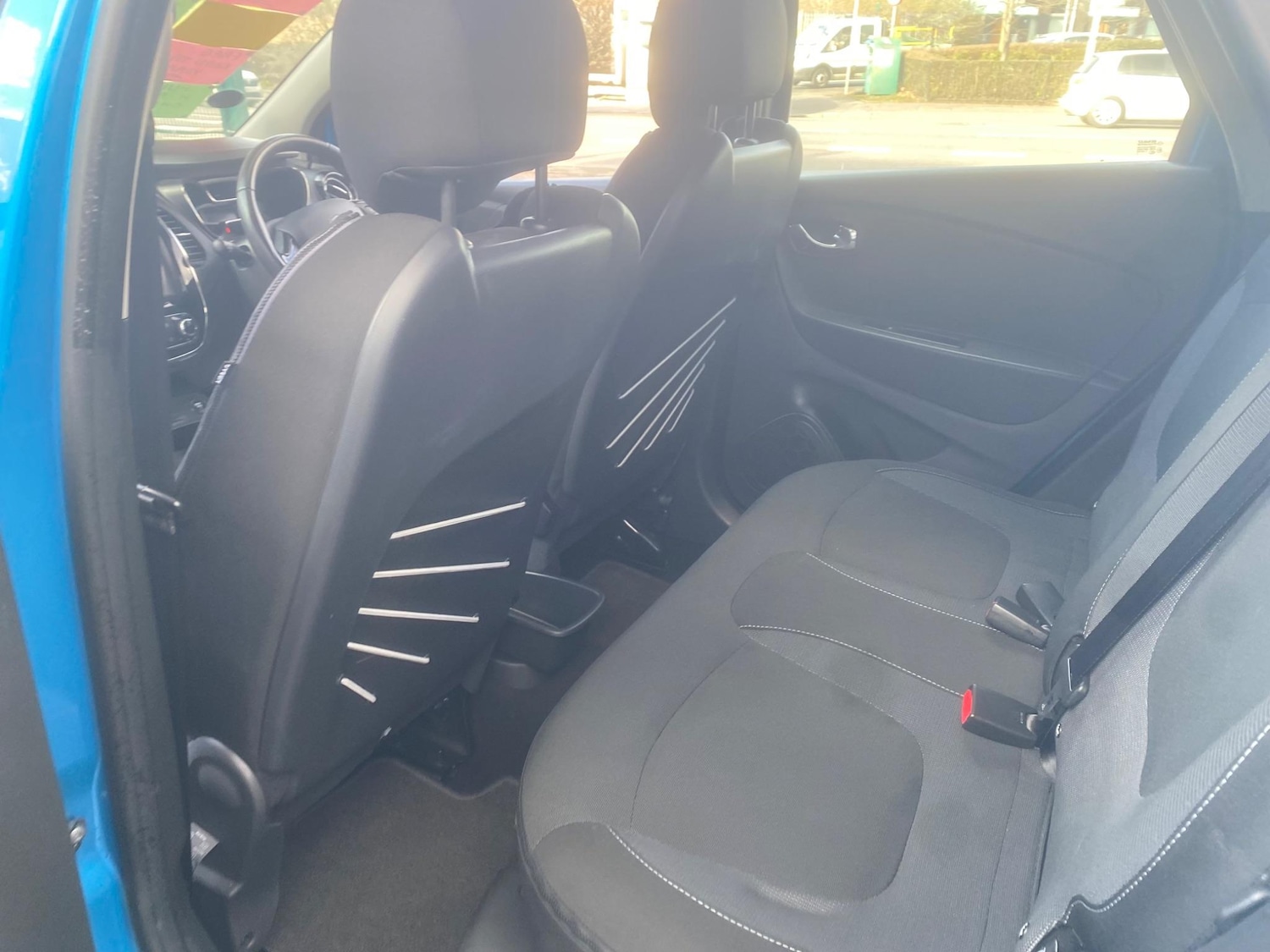 Used Renault Captur 2015 for sale - 76549455: Photo 25