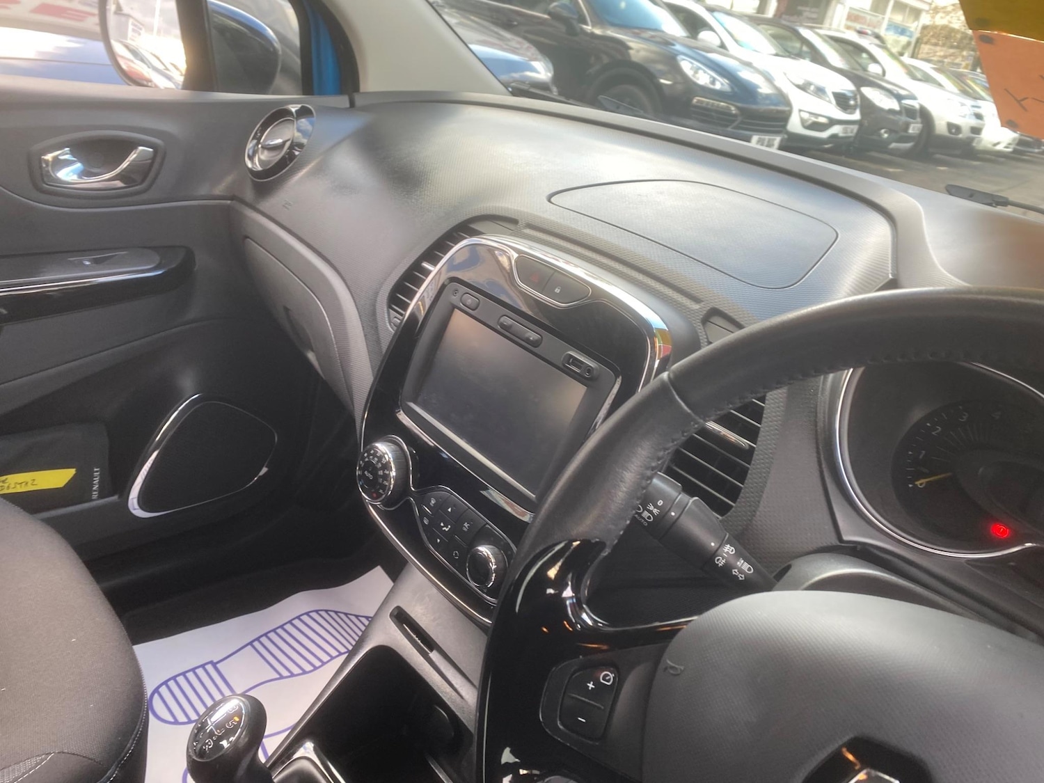 Used Renault Captur 2015 for sale - 76549455: Photo 48