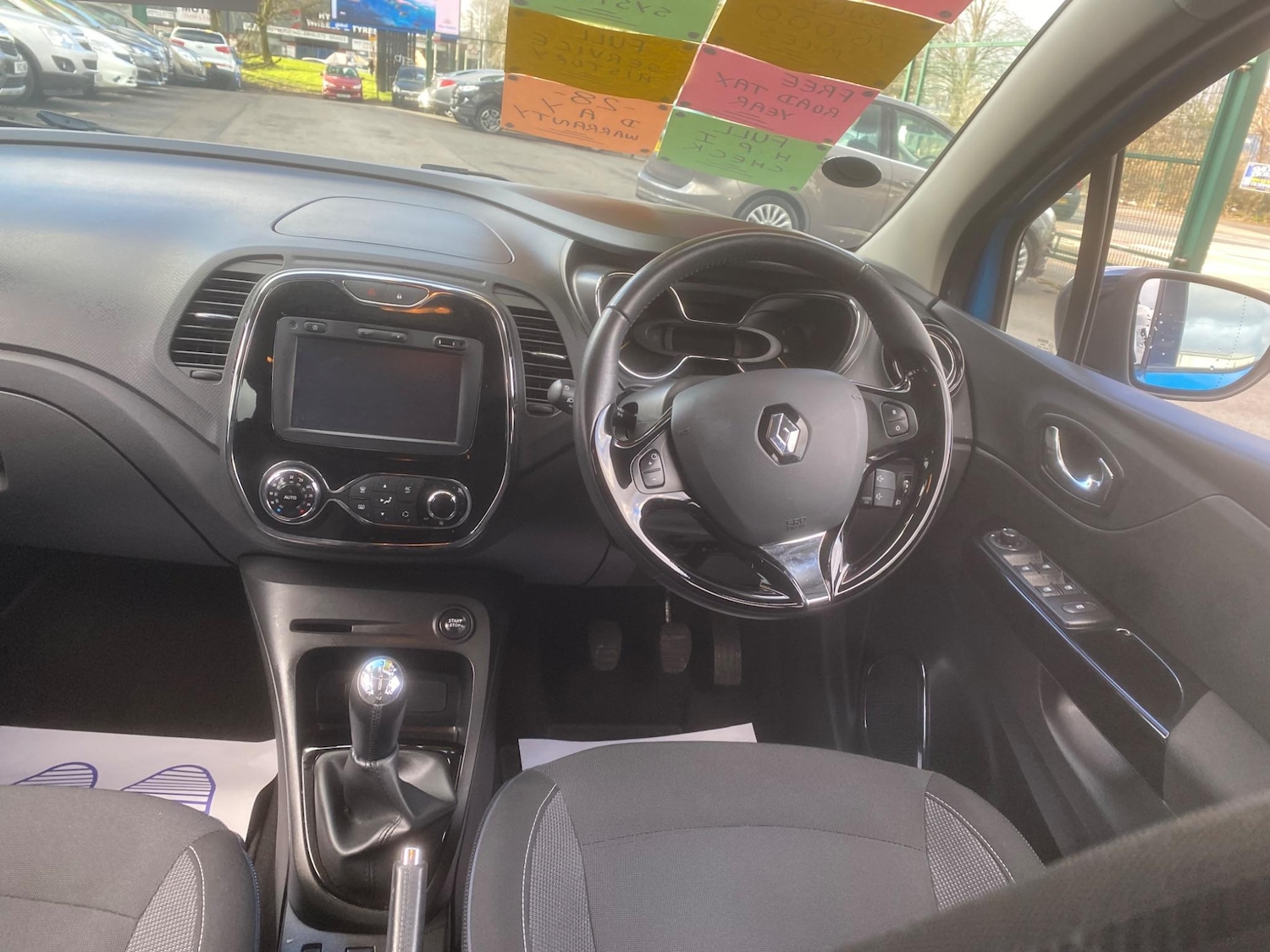 Used Renault Captur 2015 for sale - 76549455: Photo 54