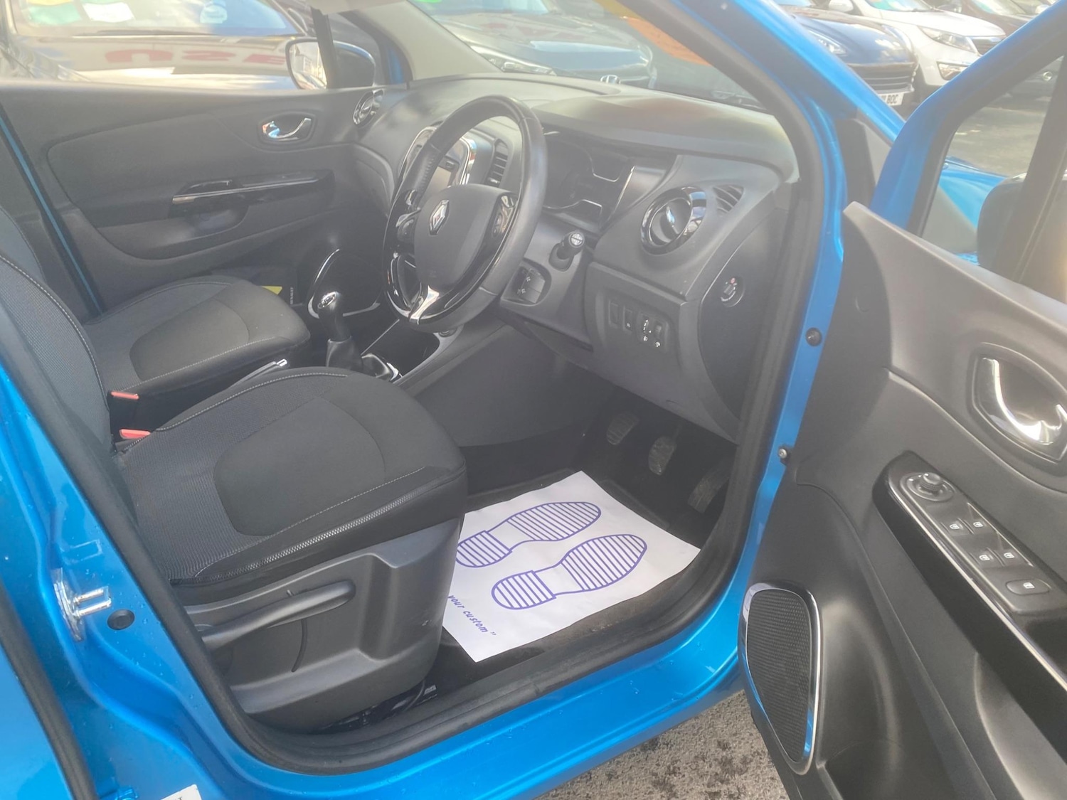 Used Renault Captur 2015 for sale - 76549455: Photo 61