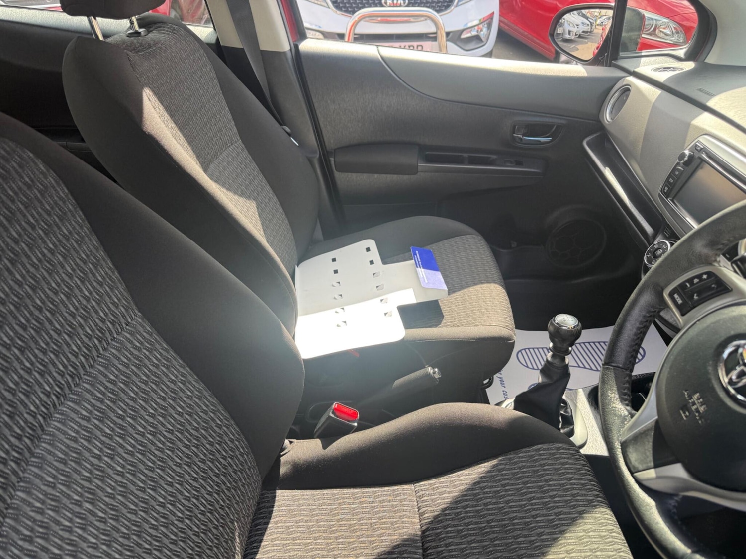 Used Toyota Yaris 2013 for sale - 76993579: Photo 12