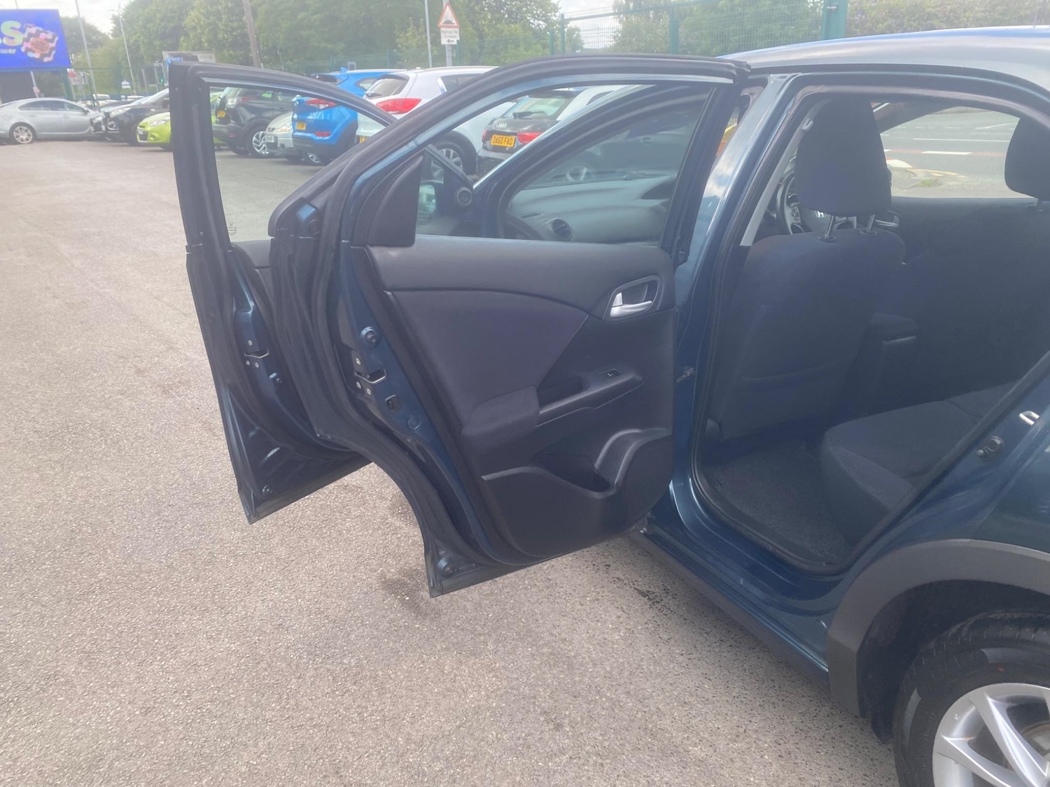 Used Honda Civic 2012 for sale - 76987831: Photo 29