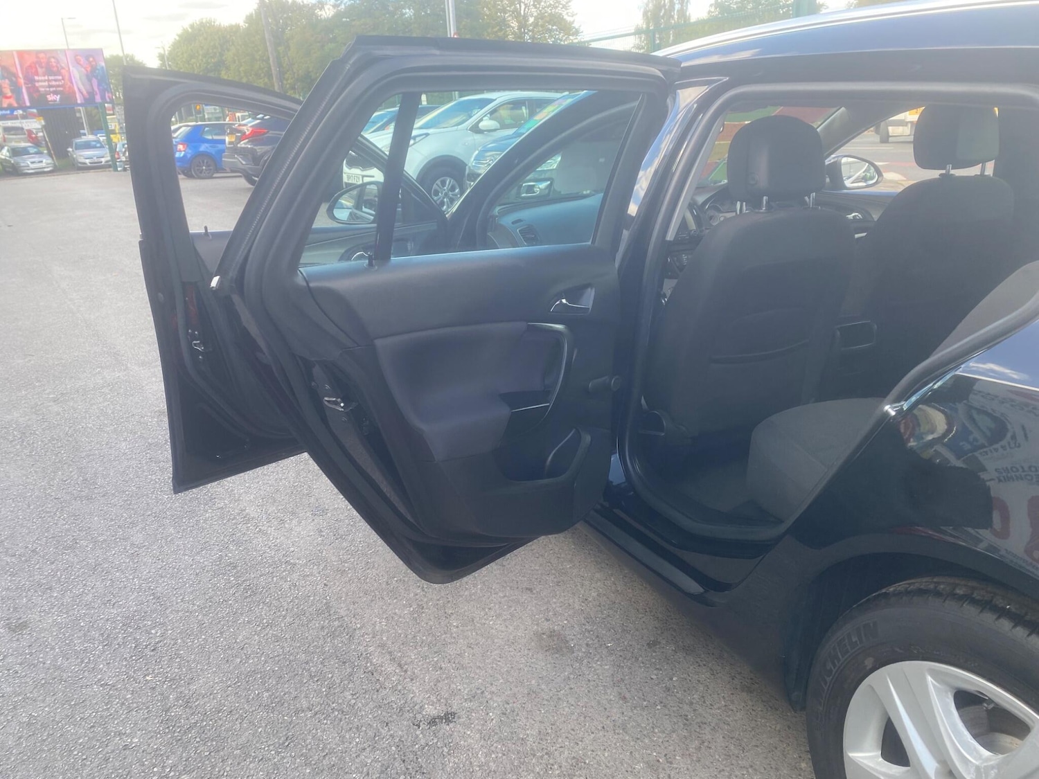 Used Vauxhall Insignia 2017 for sale - 76991790: Photo 29