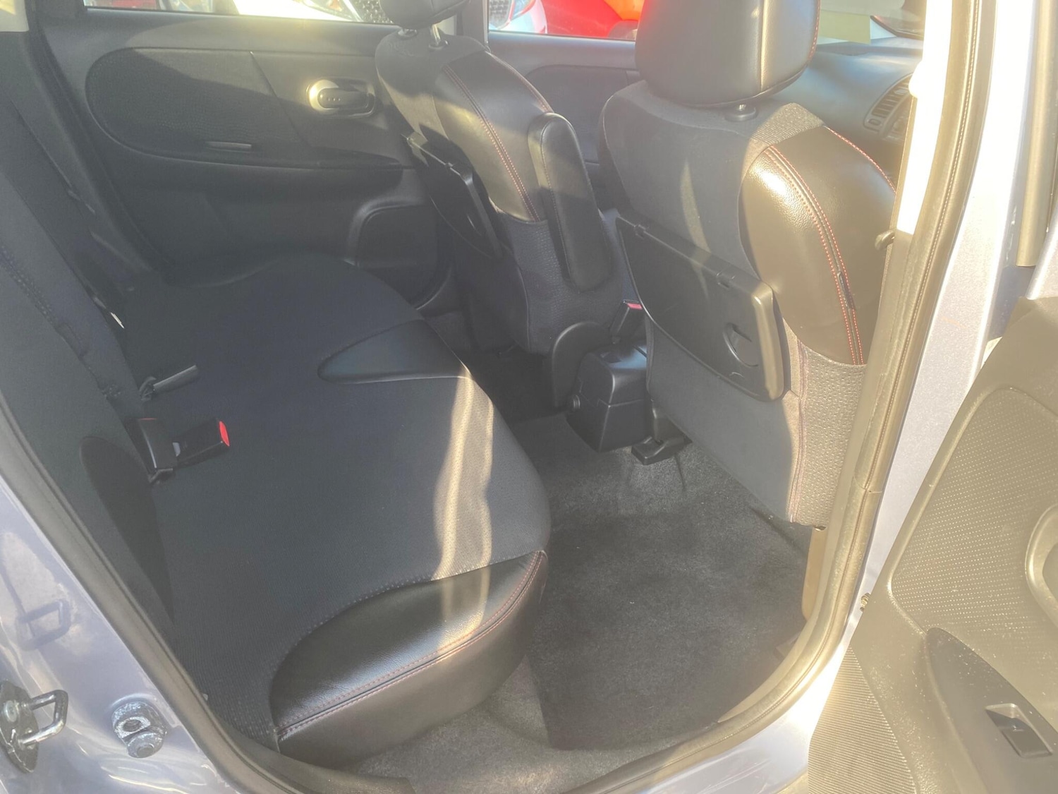 Used Nissan Note 2011 for sale - 76991362: Photo 48