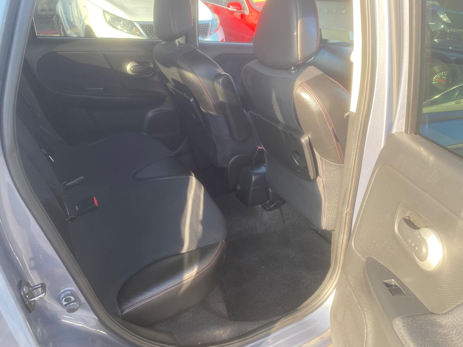 Used Nissan Note 2011 for sale - 76991362: Photo 53