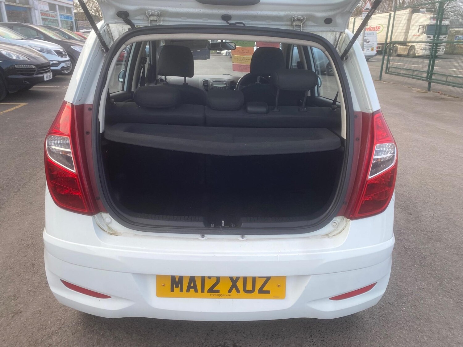 Used Hyundai i10 for sale - 76992986: Photo 34