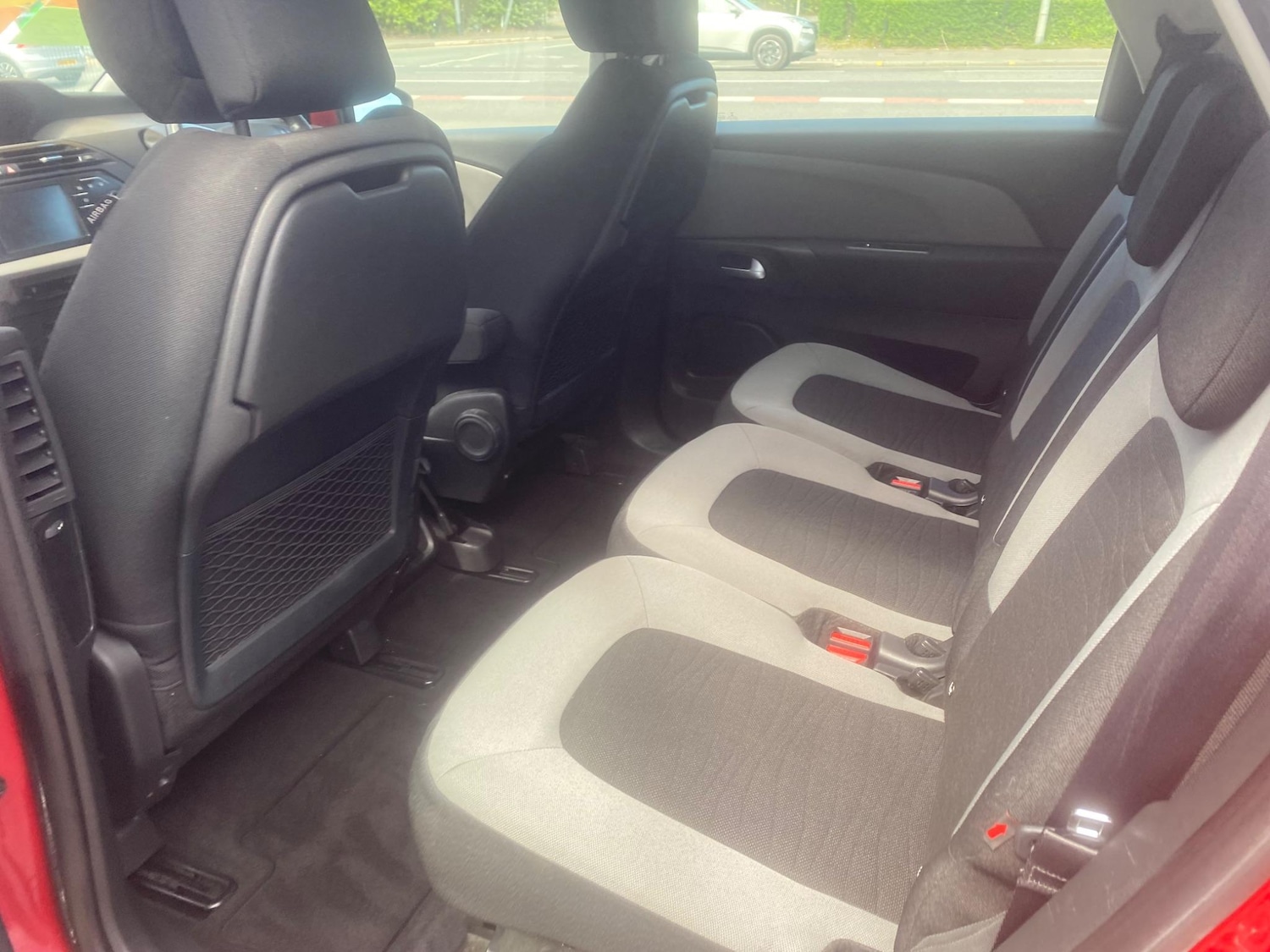 Used Citroen C4 Picasso 2016 for sale - 76550033: Photo 32