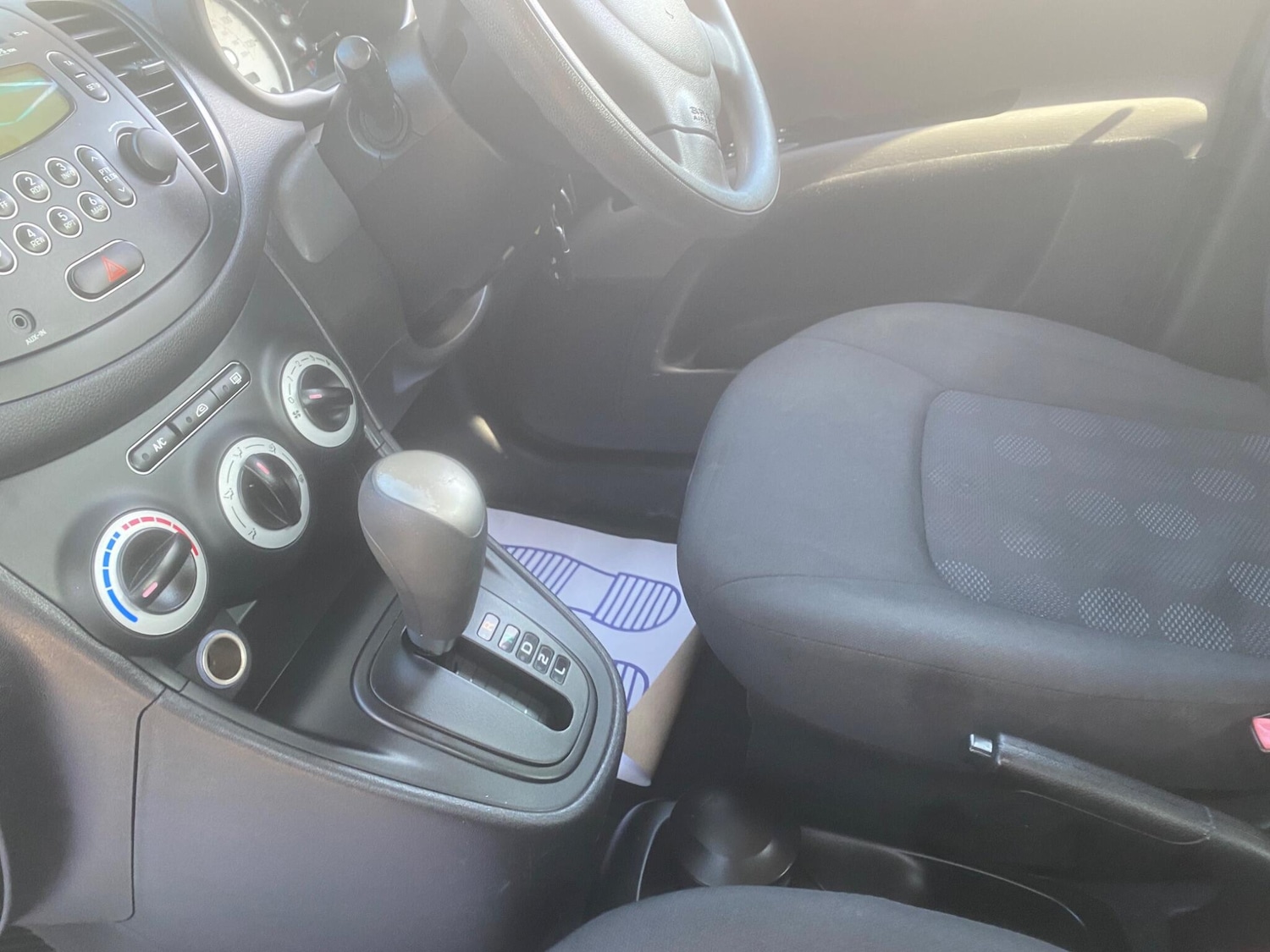 Used Hyundai i10 2010 for sale - 76549812: Photo 21